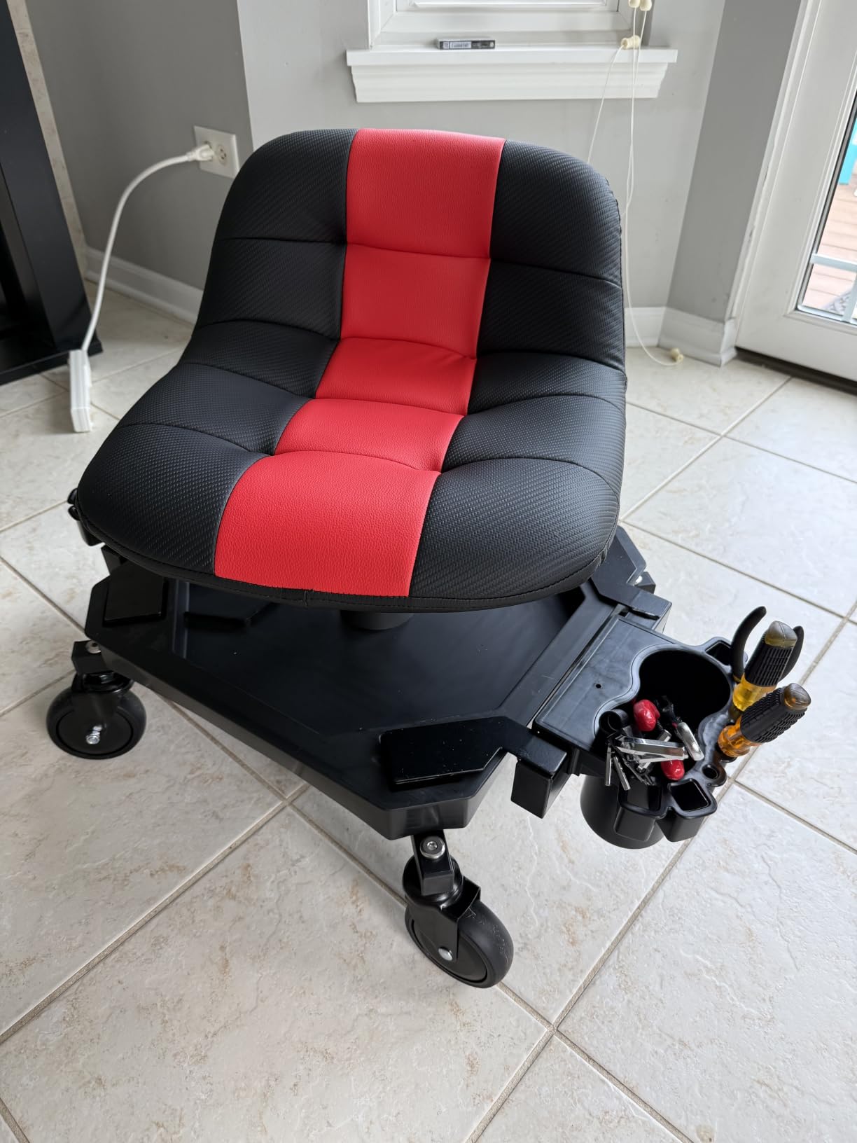 Rolling Stool with Wheels, Adjustable Height Pneumatic Garage Work Mechanic Stool Seat with Backrest, 400 LBS Capacity 360° Swivel Mechanic Crepper Chair with Tool Tray Storage, Red customer photo 2
