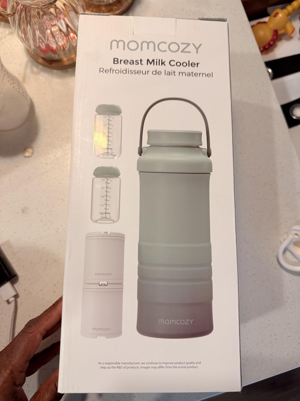Momcozy 22oz Portable Breastmilk Cooler for 24H Outdoor, Newborn Essentials | 24 Hours & 360° Surrounded Cooling, 2 Extra Baby Bottles for Better Storage, Life Saver for Working Mom, Hassle-Free Cleaning customer photo 2