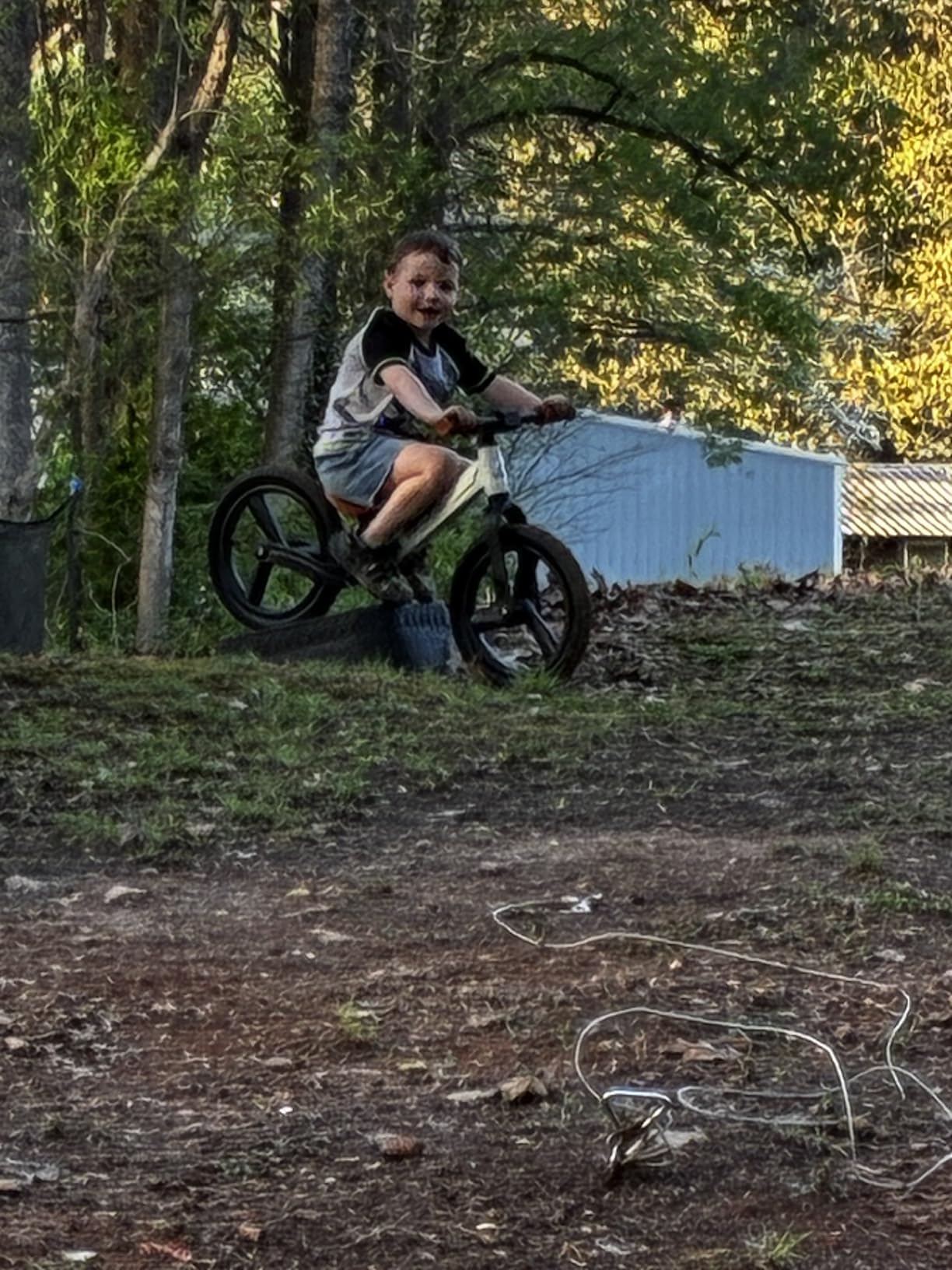 Ridego 14 Inch Balance Bike for Kids 3-6 Year Old, Lightweight Kids Bike with Adjustable Seat, Push Bicycle with Air Rubber Tires, Ride-on Toys Birthday Gift customer photo 2