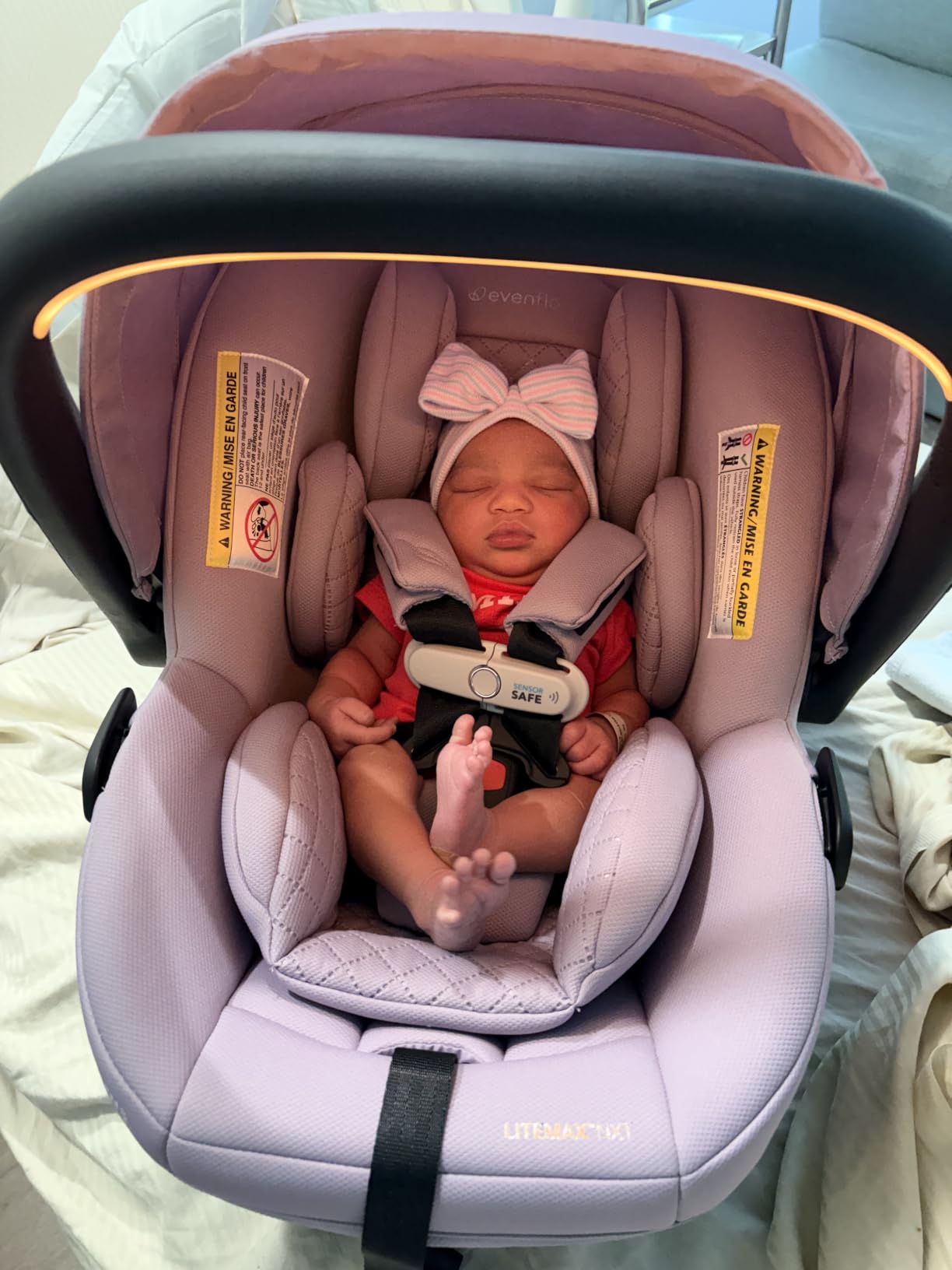 Evenflo LiteMax NXT Preemie and Infant Car Seat | w/ SensorySoothe, Green & Gentle Fabric, & SensorSafe Technology, Rear-Facing Lightweight, 3-30lbs, Birth-2 Years (Quartz) customer photo 1