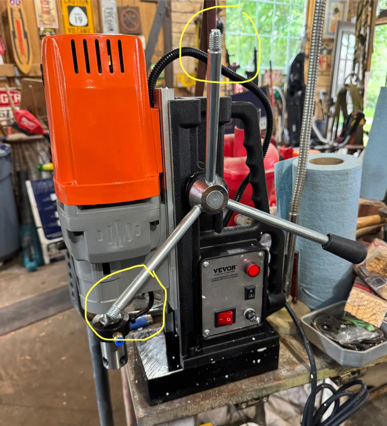VEVOR Magnetic Drill, 1450W Motor 2 in Boring Diameter, 2878 lbf Electric Mag Drill Press, with 6 Coring Bits, Variable Speed, Drilling Machine for Metal Surface, Home Improvement Industry, Yellow customer photo 1