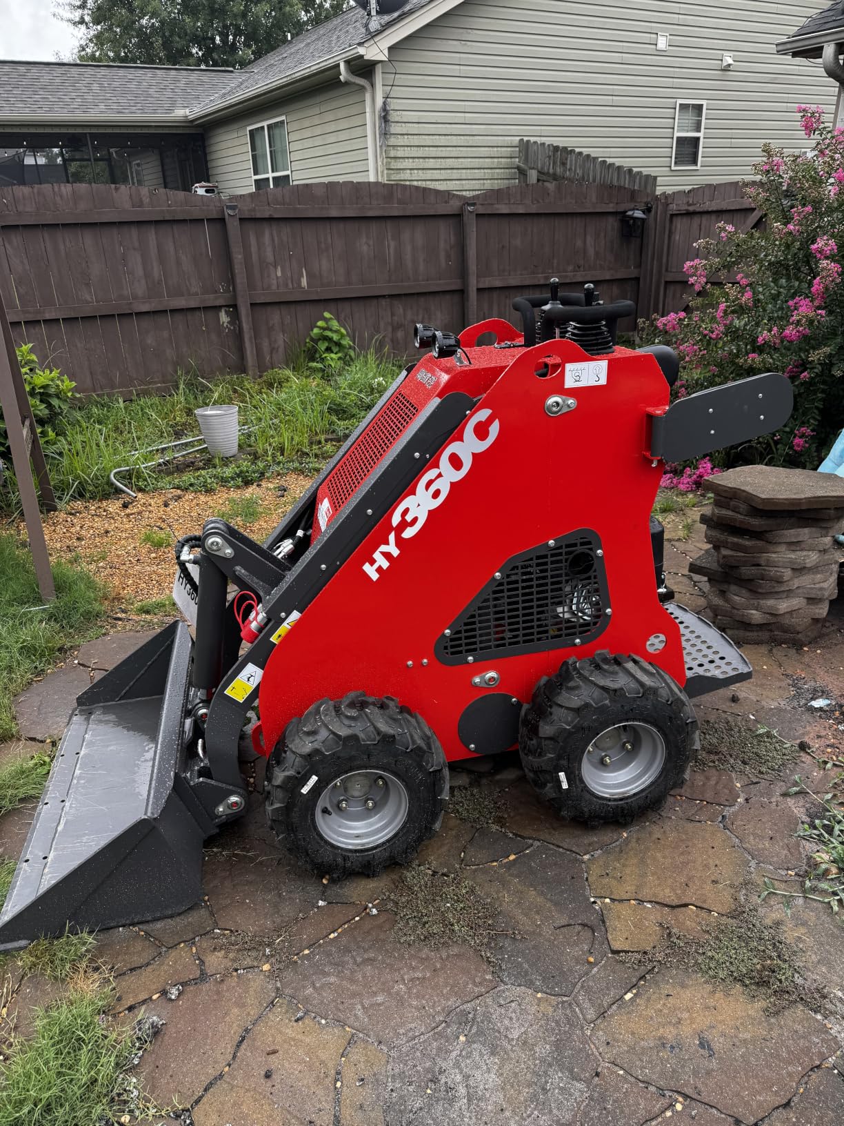 HY360C Mini Skid Steer Loader Stand-On Wheeled 525 lbs with Bucket | 13.5HP B&S Gas Engine, Dual-Pump Dual-Valve Hydraulic System, 1323 lbs Max Lift Capacity, 63