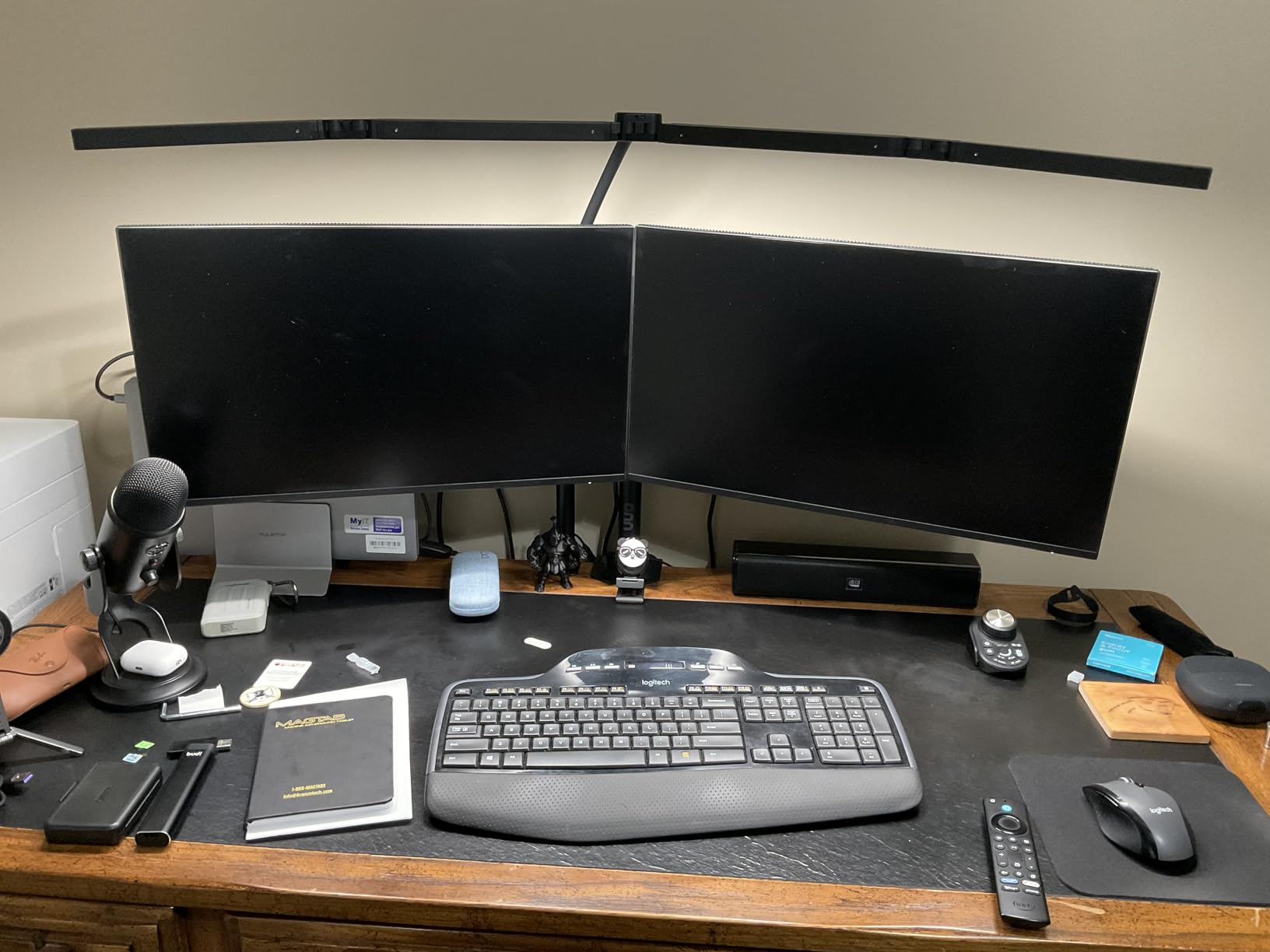 Adjustable LED Desk Lamp with Clamp, 4-Head Eye-Caring CRI95+ Desk Light, Stepless Dimming & Color Temp Remote Control, Flexible Neck, 5-Mode for Reading, Computer, Crafting, 90