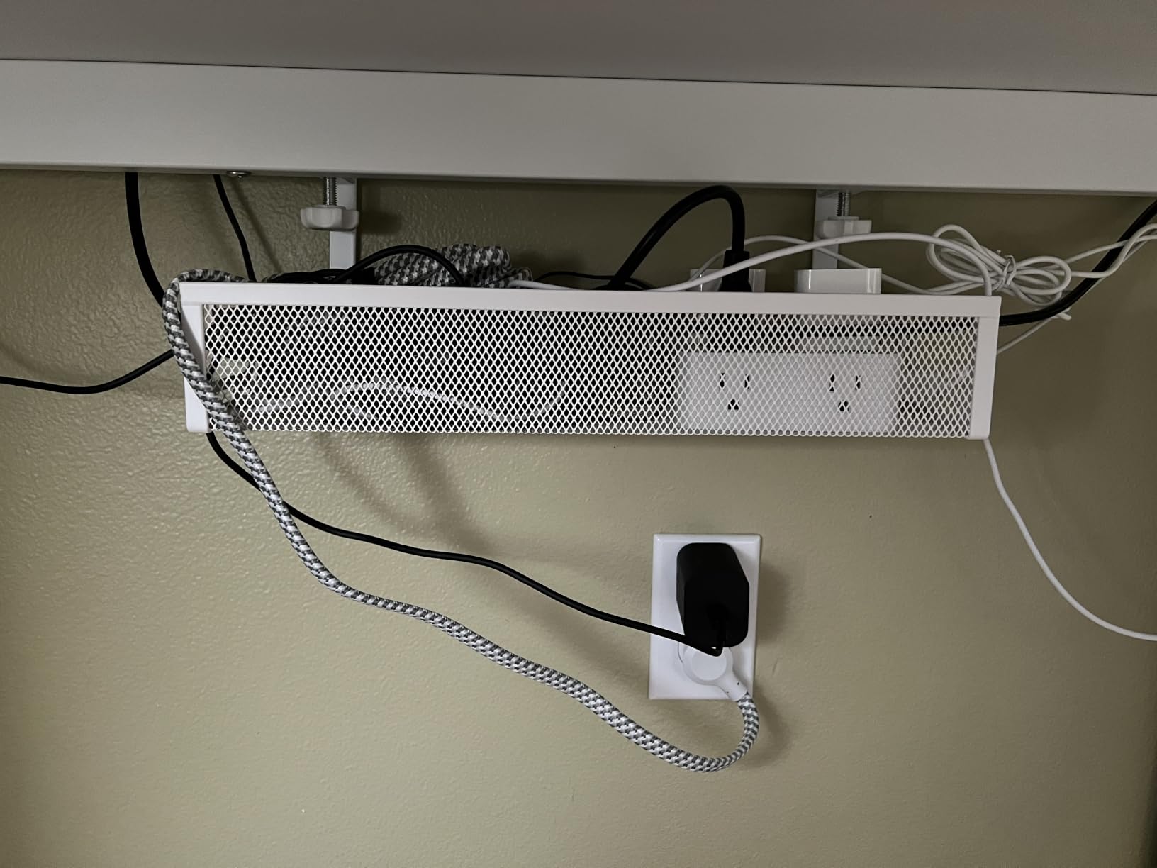 Cable Management, 25'' Cable Management Under Desk No Drill, Metal Cord Organizer with Clamp for Standing Desk, Cable Organizer for Home Office, Black customer photo 2