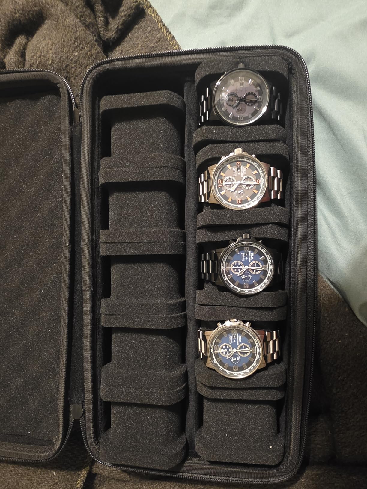 AUKURA 6 slots Watch Travel Case, Watch Case Storage box Organizer for Men and Women, with anti-move soft insert customer photo 1
