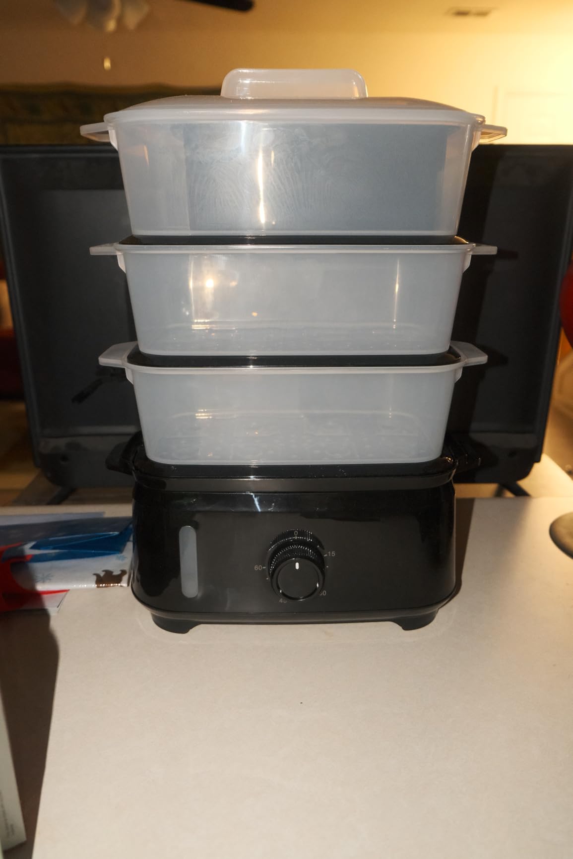 Amazon Basics Electric Food Steamer for Cooking Vegetables, 3-Tier Design, 60-Minute Timer with Auto Shutoff, Easy Water Refill System, BPA-Free, 9.5 QT, Black customer photo 2
