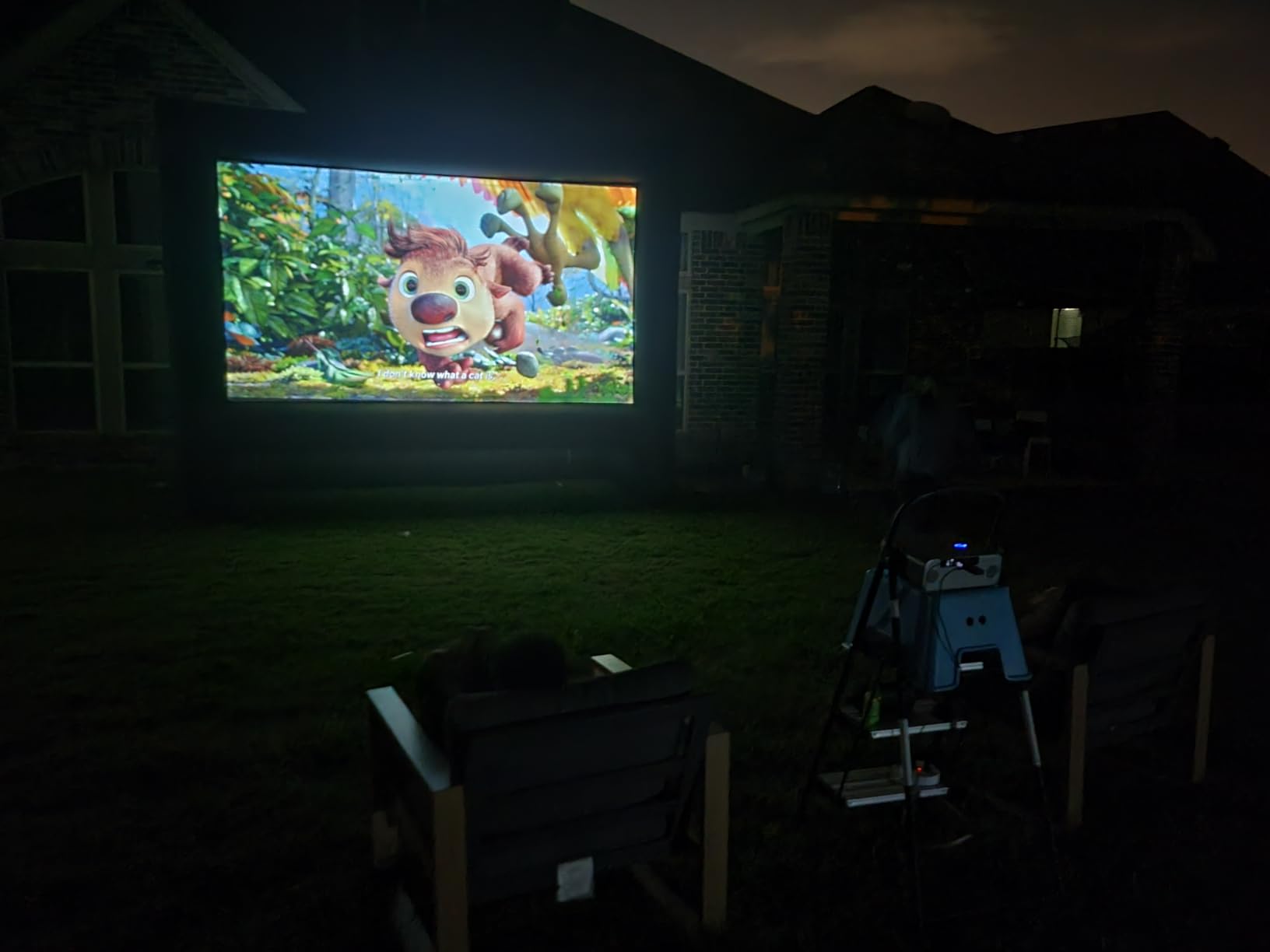 XHYCPY 20ft Inflatable Projector Screen for Outside Inflatable Movie Screen Outdoor with Air Blower Storage Bag, Easy Set Up Blow Up Screen for Backyard Movie Night, Theme Parties, Celebrations customer photo 2