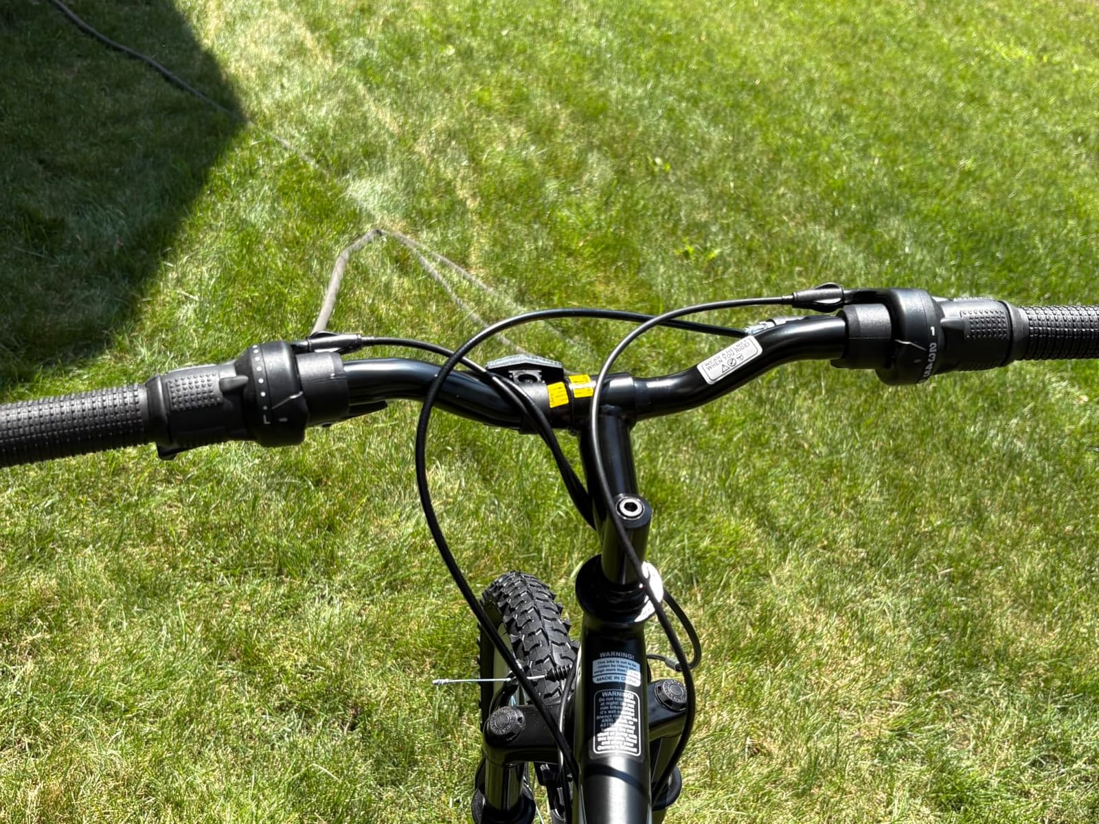 WEIZE Kids Mountain Bike, 20 inch Kids' Bicycles for 6-12 Years Old Boys Girls with Dual Full Suspension, 6 Speeds Drivetrain, High-Carbon Steel Frame, Ideal for Young Riders and Adventurers customer photo 2