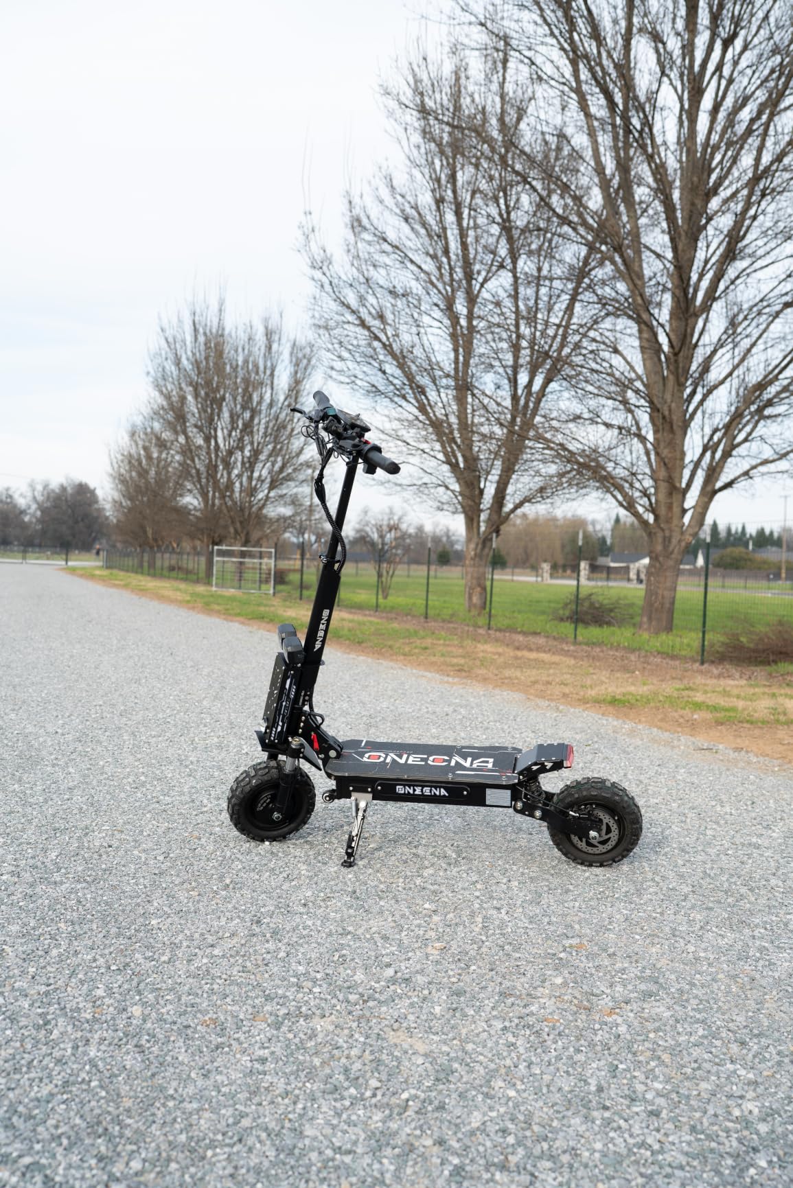 Electric Scooters Adults- 5600W/1200W Motor, 45/32 MPH Fast Escooter 55/28 Miles Long Range Battery E Scooter for Adults, 11/10 Inches Off Road Tires Foldable E-Scooters customer photo 1