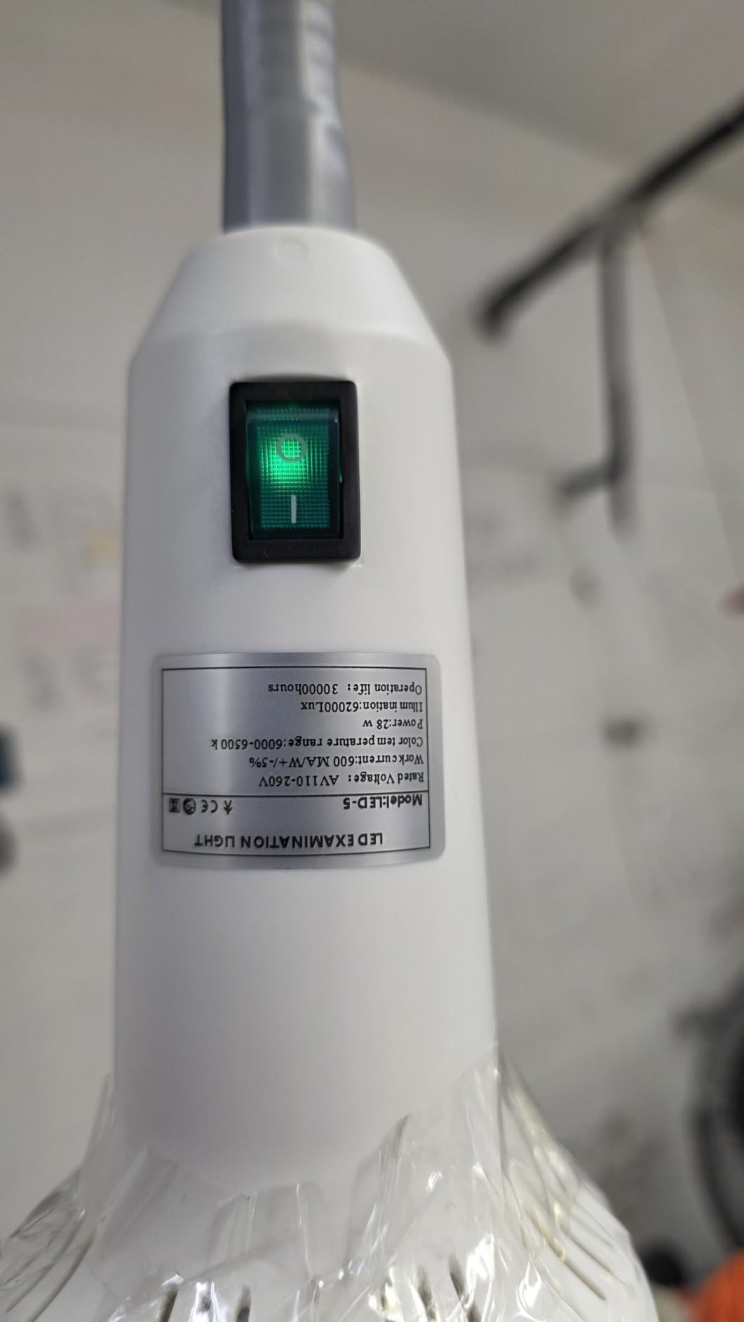 28W LED Surgical Light Medical Exam Lamp 360° Adjustable Retractable & Stainless Steel Base, Mobile Dental-Oral/Gynaecology Cold Light Exam for ENT, Surgery, Clinical Examinations customer photo 1