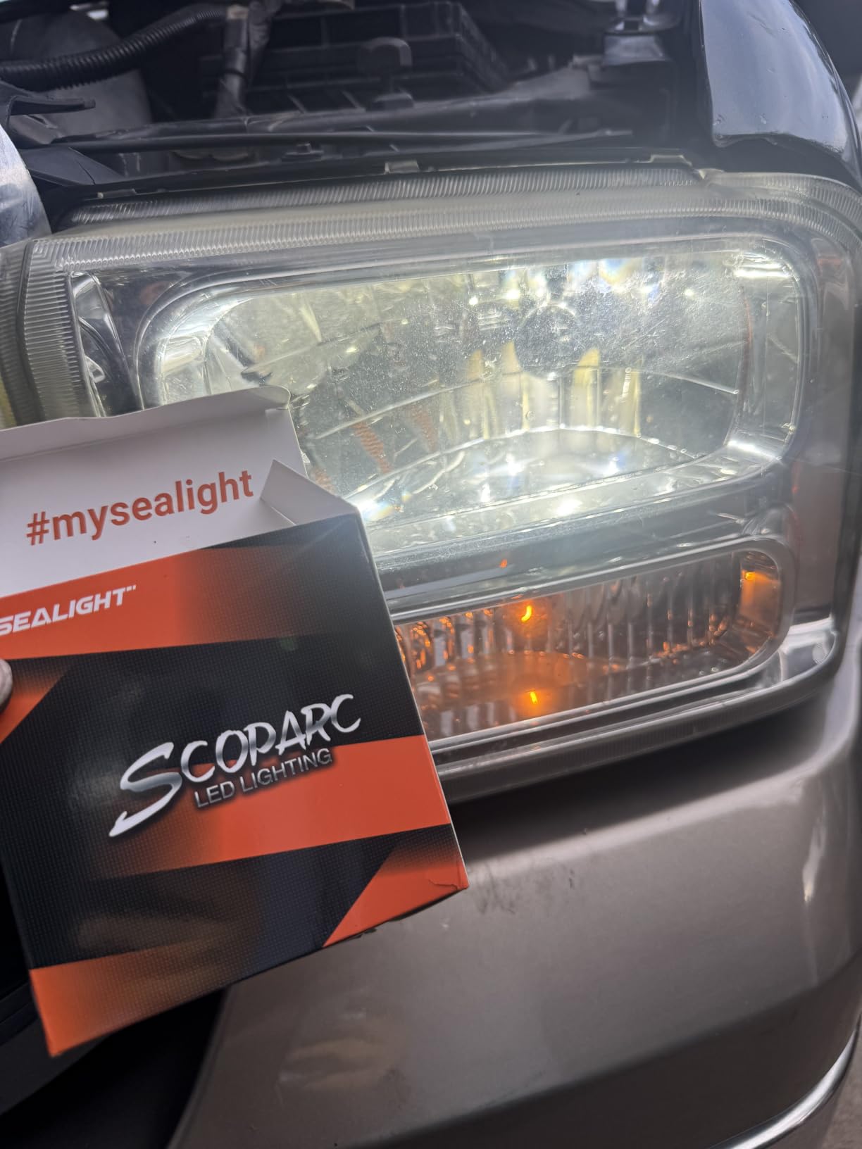 SEALIGHT 9005 9006 Bulbs Combo, 800% Brightness 100000LM, 6500K White Super Bright 9005/HB3 9006/HB4 Fog Light Bulbs, Plug and Play, Pack of 4 customer photo 1
