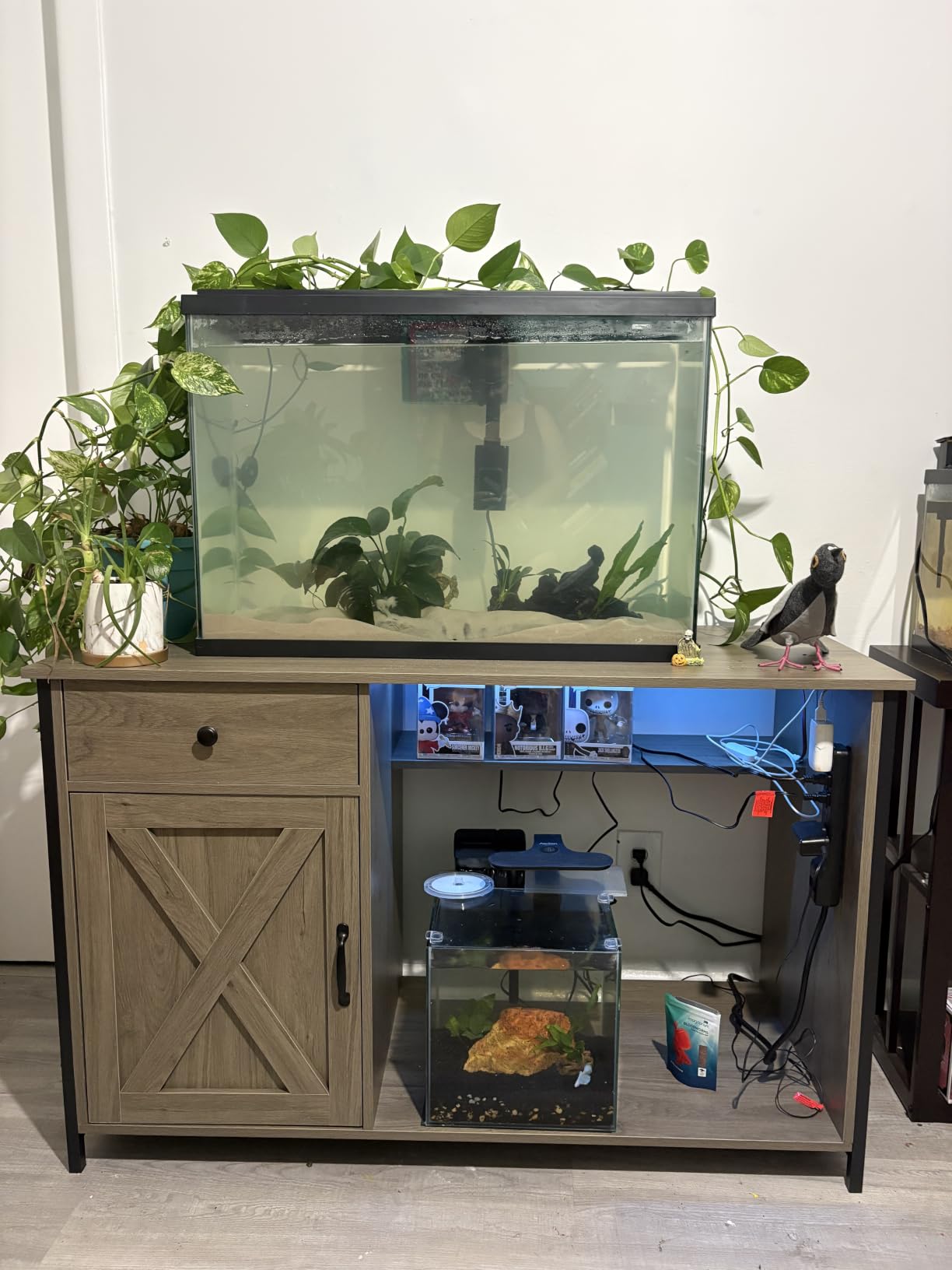 4ever2buy 55-75 Gallon Fish Tank Stand with Power Outlets, LED Light, Heavy Duty Aquarium Stand with Cabinet for Fish Tank Accessories Storage, for Turtle Tank, Reptile Terrarium, 1100LBS, Gray customer photo 1