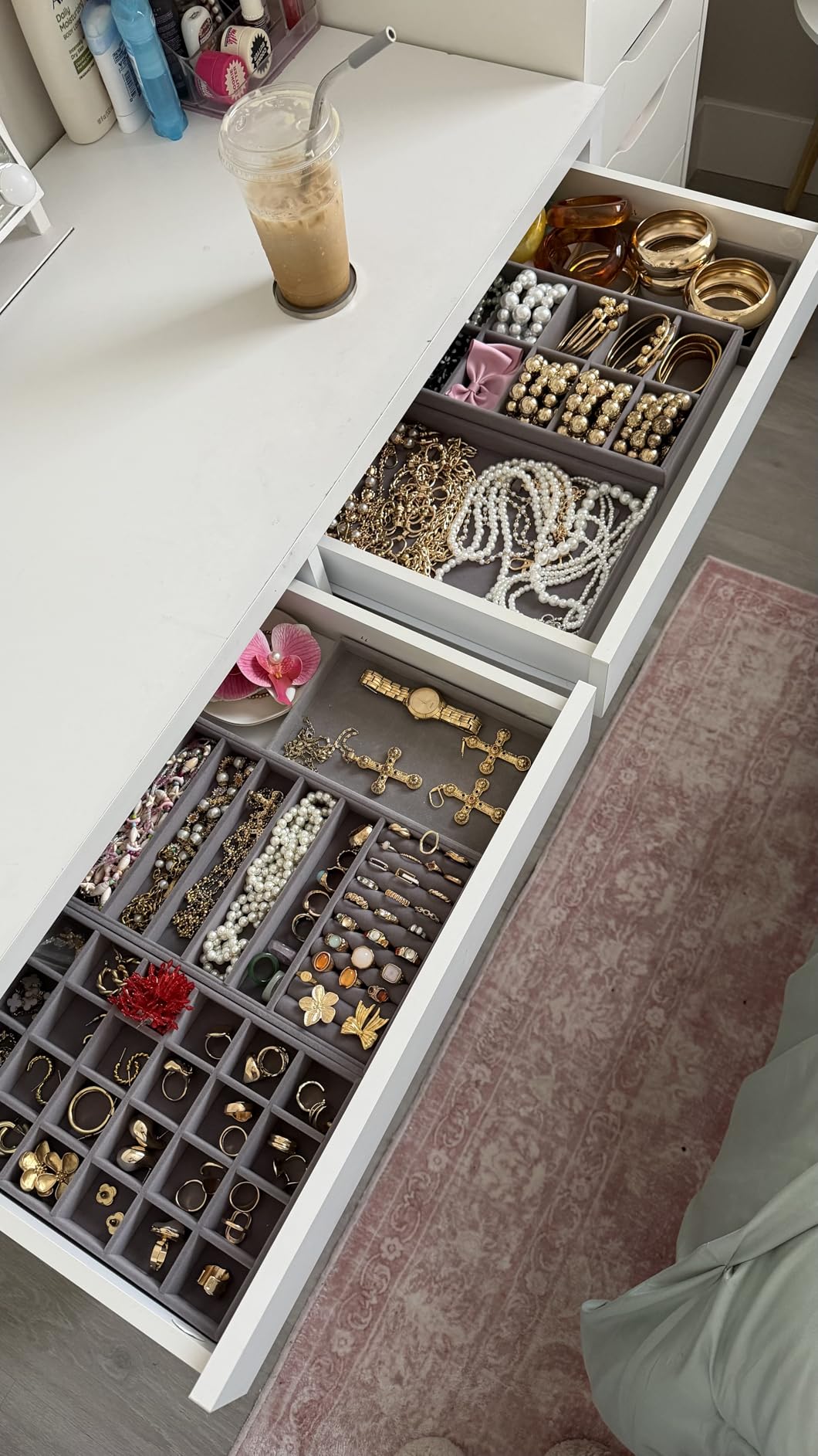 Velvet Jewelry Drawer Organizer Trays - 4-Layer Stackable Jewelry Storage Inserts Set, Beige Jewelry Tray Set for Earrings, Rings, Necklaces, Bracelets with Removable Dividers for Dresser & Vanity customer photo 2