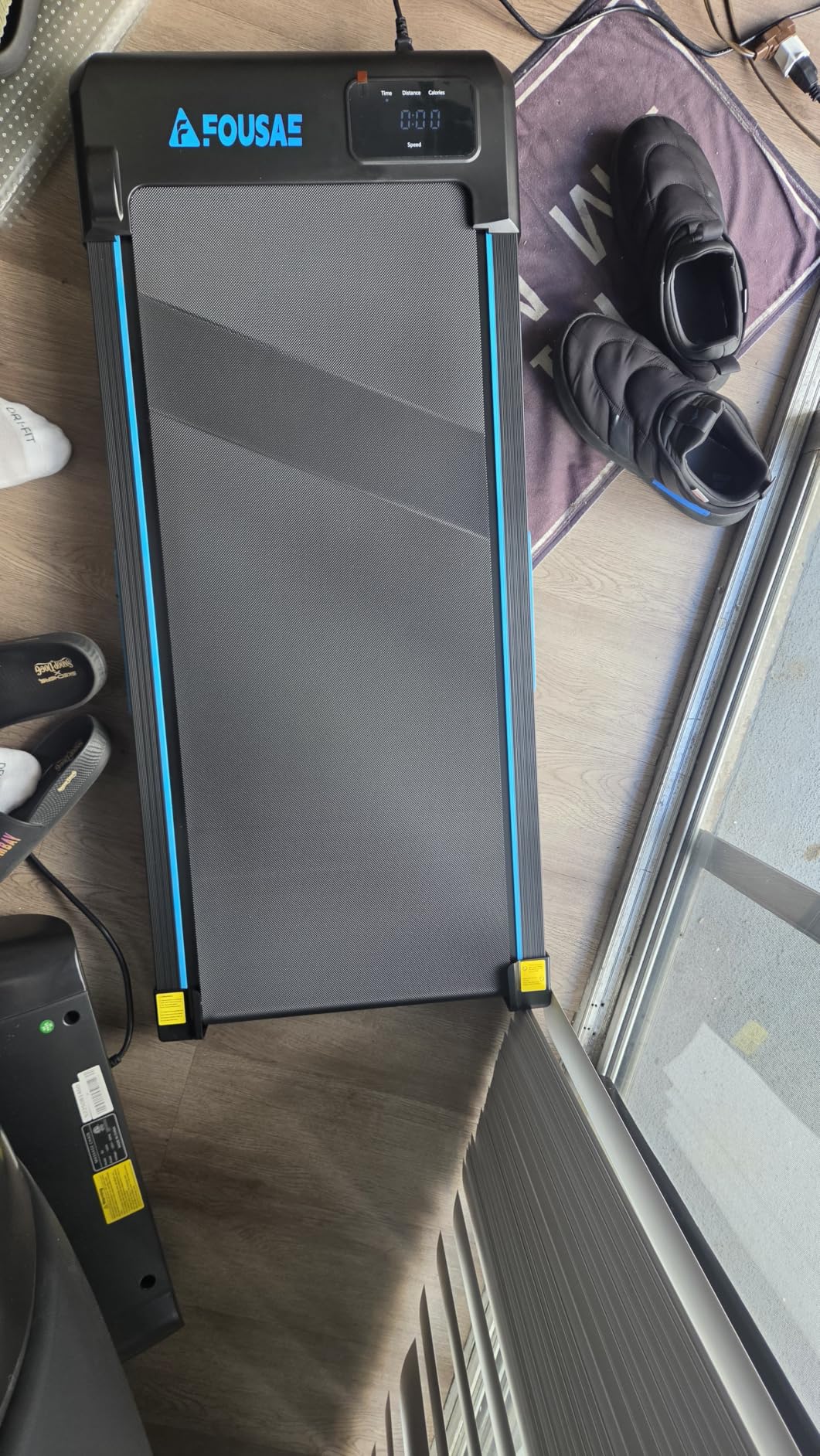 Walking Pad Treadmill, 6.2MPH Under Desk Walking Pad with 9% Incline, Treadmills for Home with Double Frame, 2.5HP Brushless Drive, 12 HIIT Programs, Remote Control, 330LBS Capacity customer photo 1