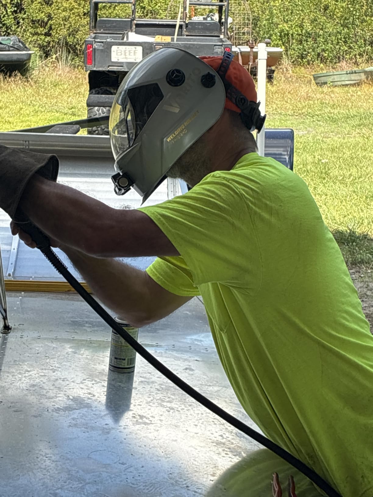Large View True Color Auto Darkening Welding Helmet with LED Light - Solar Powered, 4 Arc Sensors, 1/1/1/1 Optical Clarity, Wide Shade 4/5-13 for TIG MIG ARC Grind customer photo 1