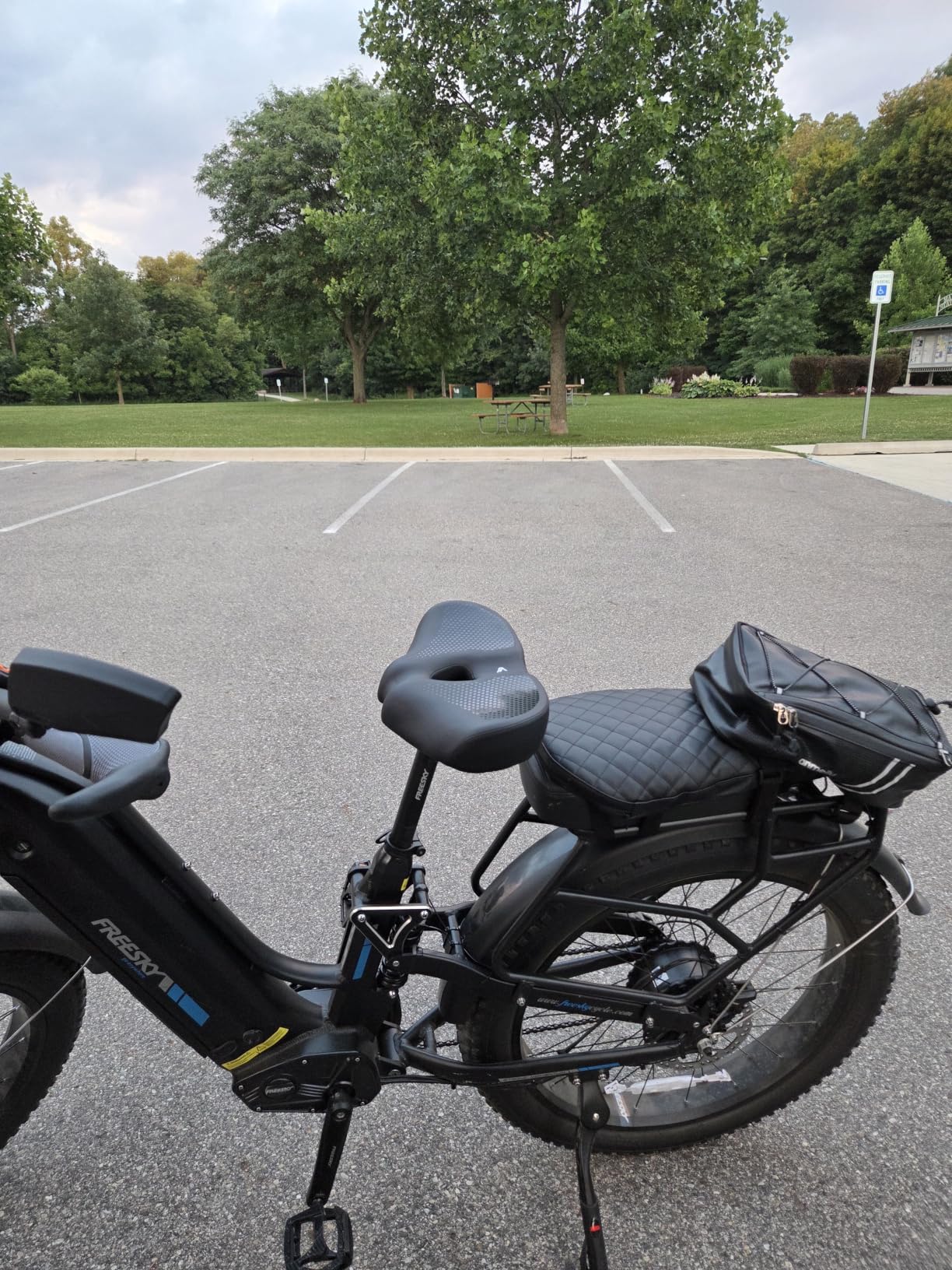 FREESKY Ranger Air 3500W AI Dual Motor Electric Bike for Adults | 105mile Long range Ebikes, 34MPH, UL2849/2271 certified by TUV, Full suspension, 26'fat tire, Step-thru, Mountain, hunting, gravel customer photo 1