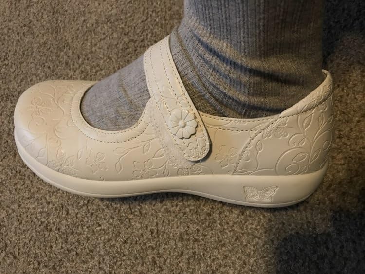 Alegria Women's Kourtney Professional Nursing and Healthcare Adjustable Mary Jane Slip-On Closed Back Clog customer photo 1