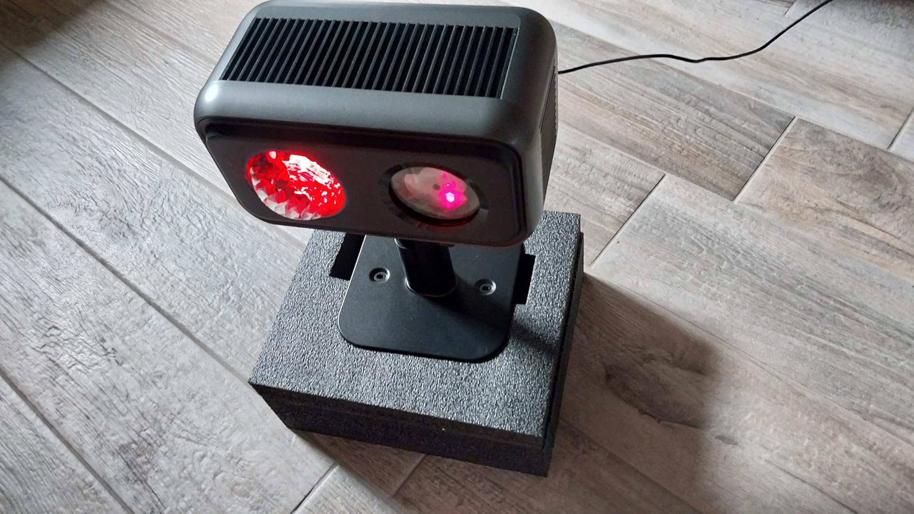 Govee Outdoor Projector Light, Upgraded Aurora Star Projector for Yard | 50+ Scene Modes with 16 RGB Patterns, Works with Alexa, Google, Matter, IP65 Waterproof customer photo 2