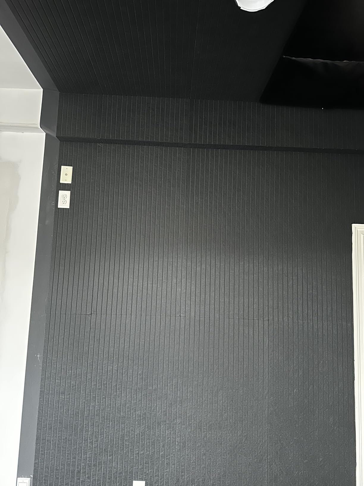 EVERECO 12 Pack Large Acoustic Wall Panels, 47.2 x 23.6 x 0.4 Inch (92.8 sq ft), Self-Adhesive Sound Absorbing Panels, Decorative Sound Proof Panels for Walls, Echo Reduction for Studio, Office, Black customer photo 1