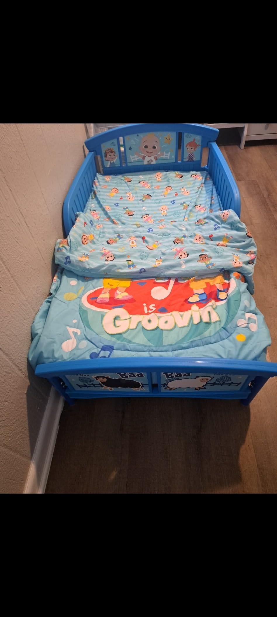 Delta Children Plastic Toddler Bed, Bluey | Low-to-Floor Toddler Bed with Included Safety Rails, BSA Certified, Fits Full-Size Crib Mattress customer photo 1