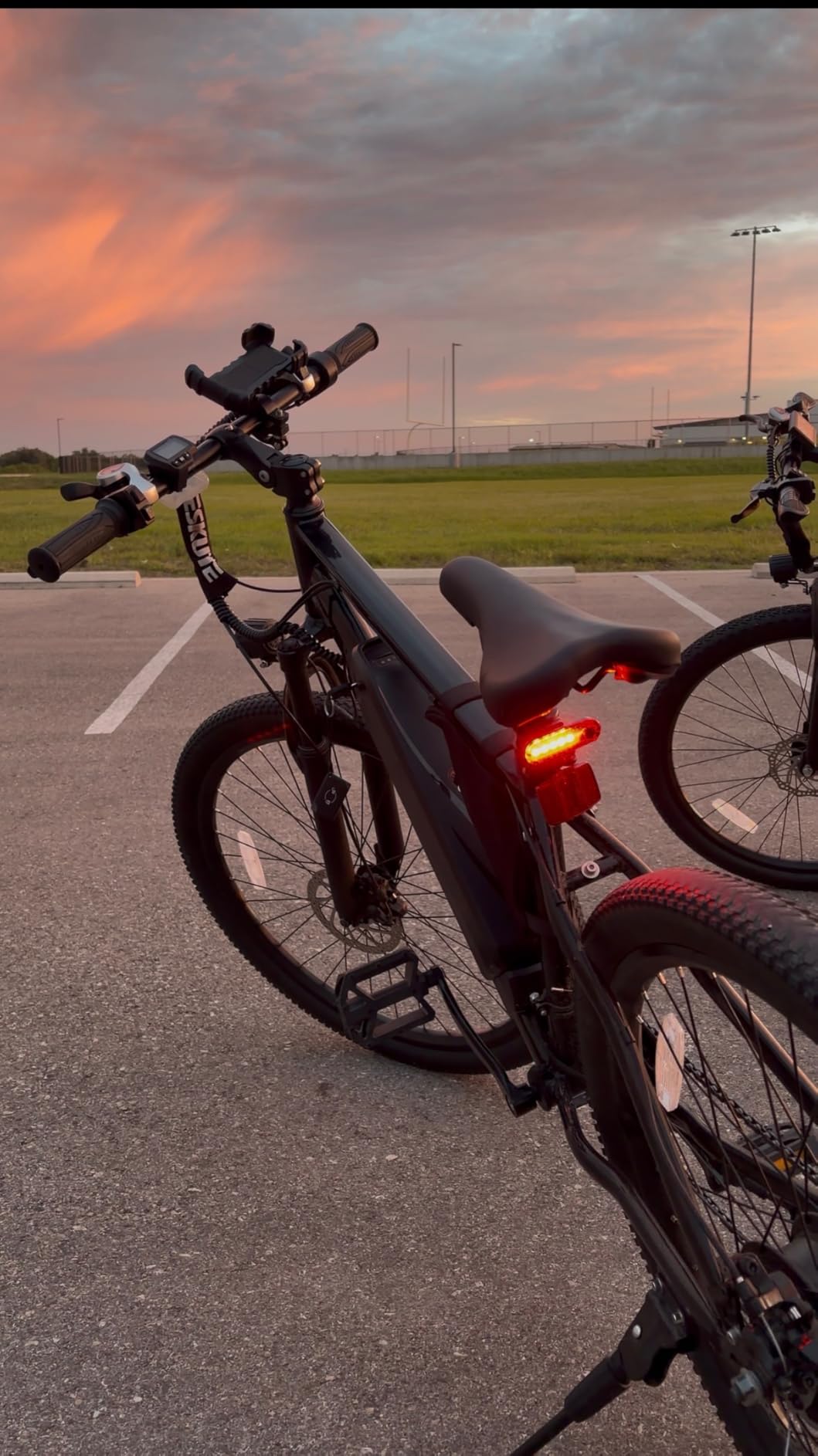 M200 Electric Bike for Adults - 21-Speed Gear 27.5