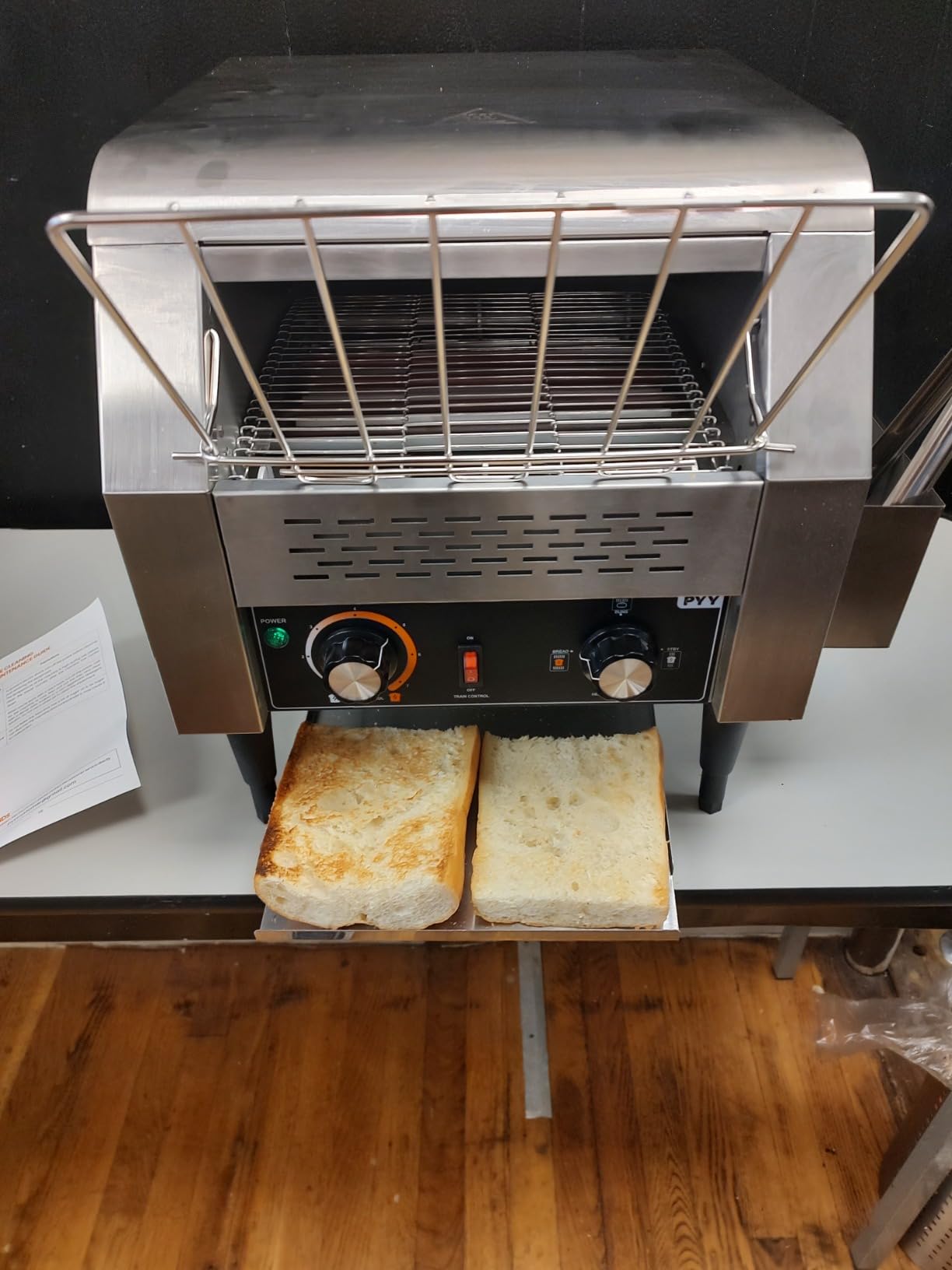PYY Commercial Conveyor Toaster 300pcs/h - Electric Conveyor Belt Toaster for Toast, Bun, Bagel, Bread, Heavy Duty Stainless Steel Toaster Oven for Restaurant, Bakery, Buffet Use customer photo 2