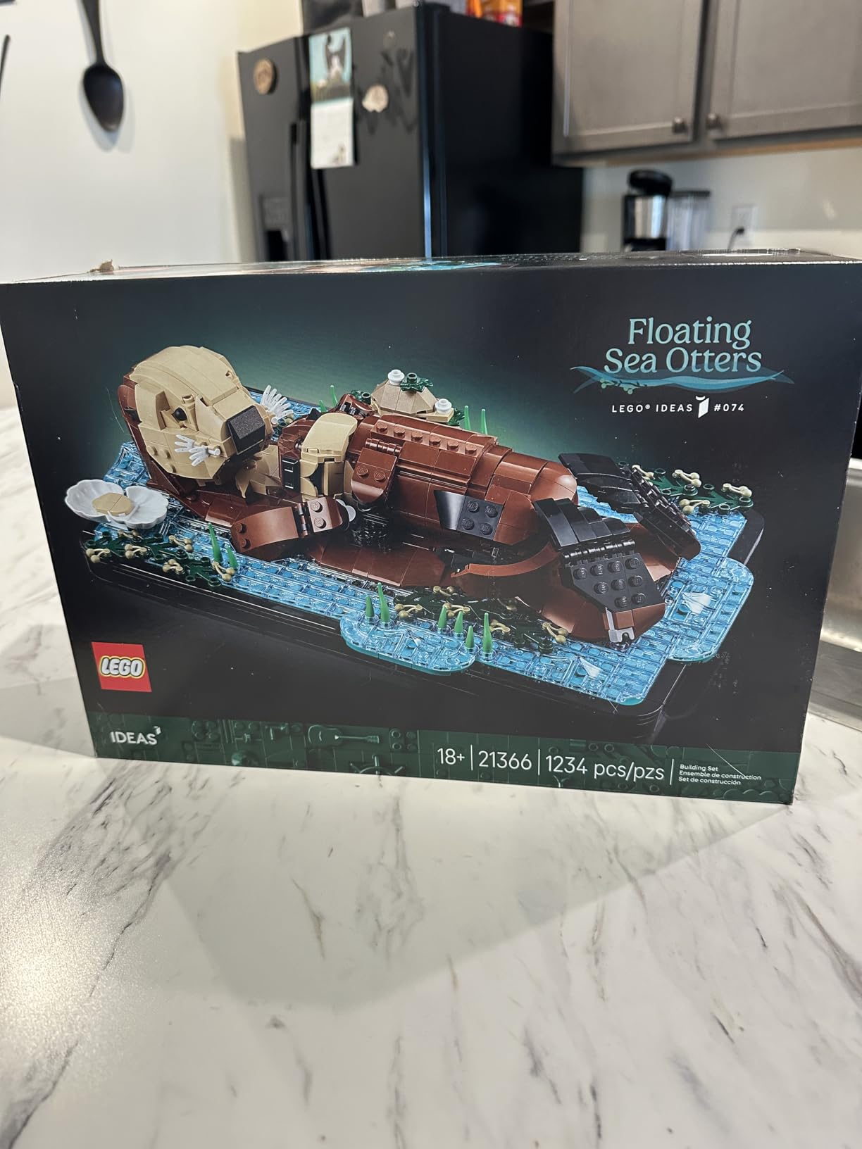 LEGO Ideas Floating Sea Otters Building Sets for Adults - Room or Office Decor for Women & Men, Ages 18+ - Gift Ideas for Birthday - 21366 customer photo 2