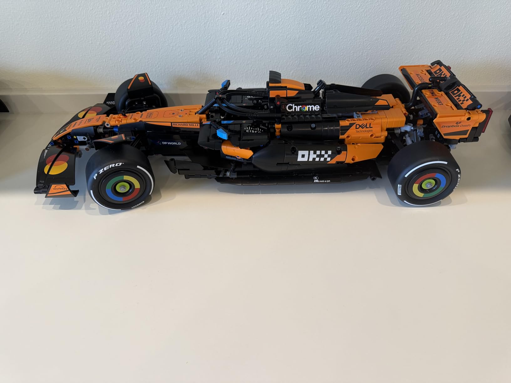 Technic McLaren MCL39 F1 Car Building Set for Adults - Room or Office Decor for Men & Women, Ages 18+ - Gift for Birthdays - Authentic Details - 42228 customer photo 2