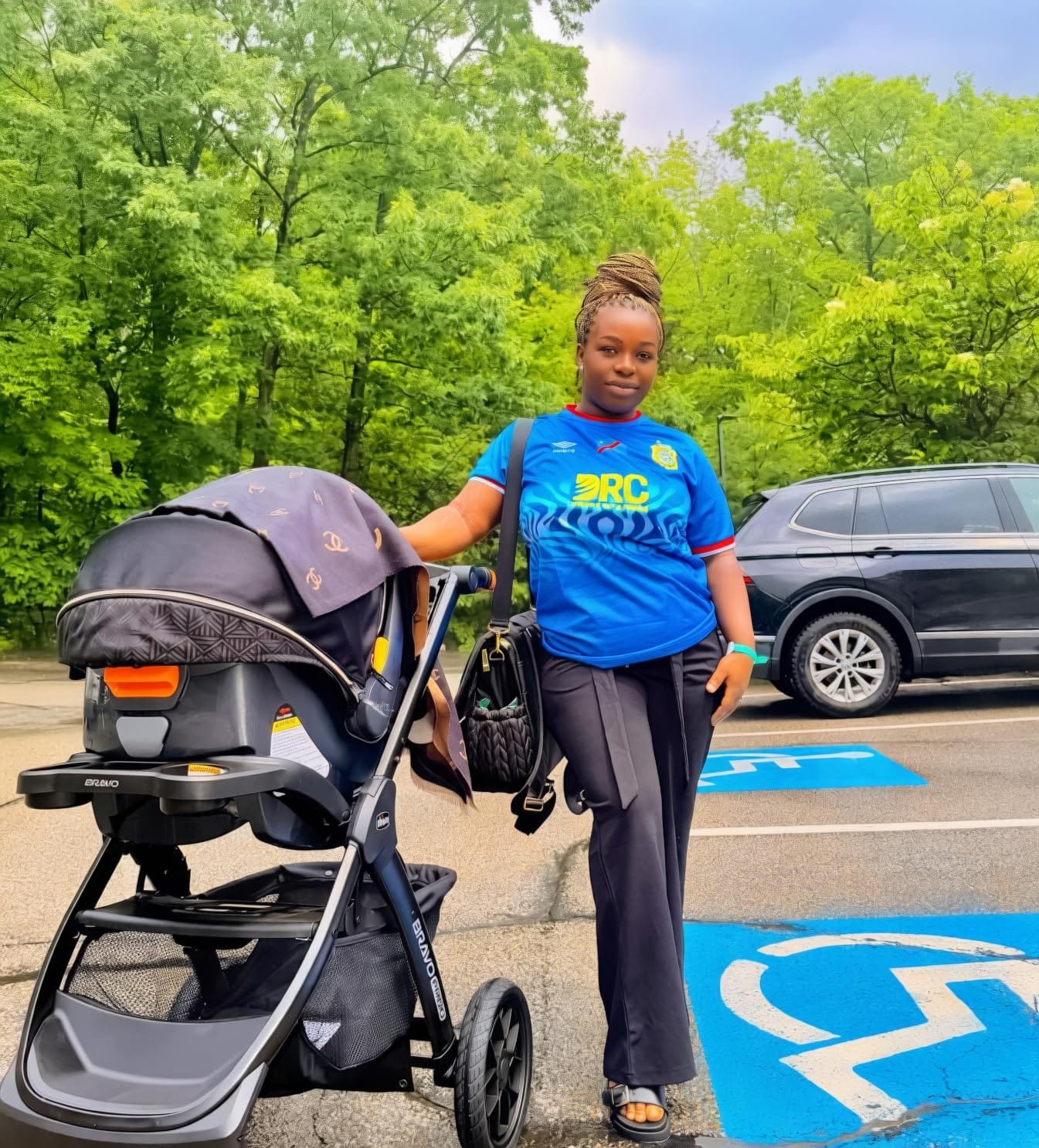 Chicco Bravo Primo Quick-Fold 3-in-1 Travel System with Car Seat | Somerset/Black, baby stroller and infant car seat combo, UPF 50+ canopy, all-wheel suspension, GREENGUARD Gold customer photo 1