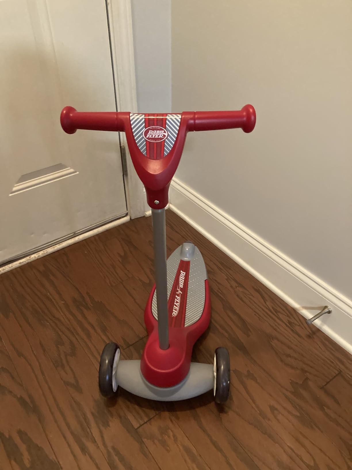 Radio Flyer My 1st Scooter, for Kids 2-5 Years Old, Blue | Extra Wide Base for Balance, 2 Front Wheels for Added Stability, Easy to Use Foot Brake, (Amazon Exclusive) customer photo 1