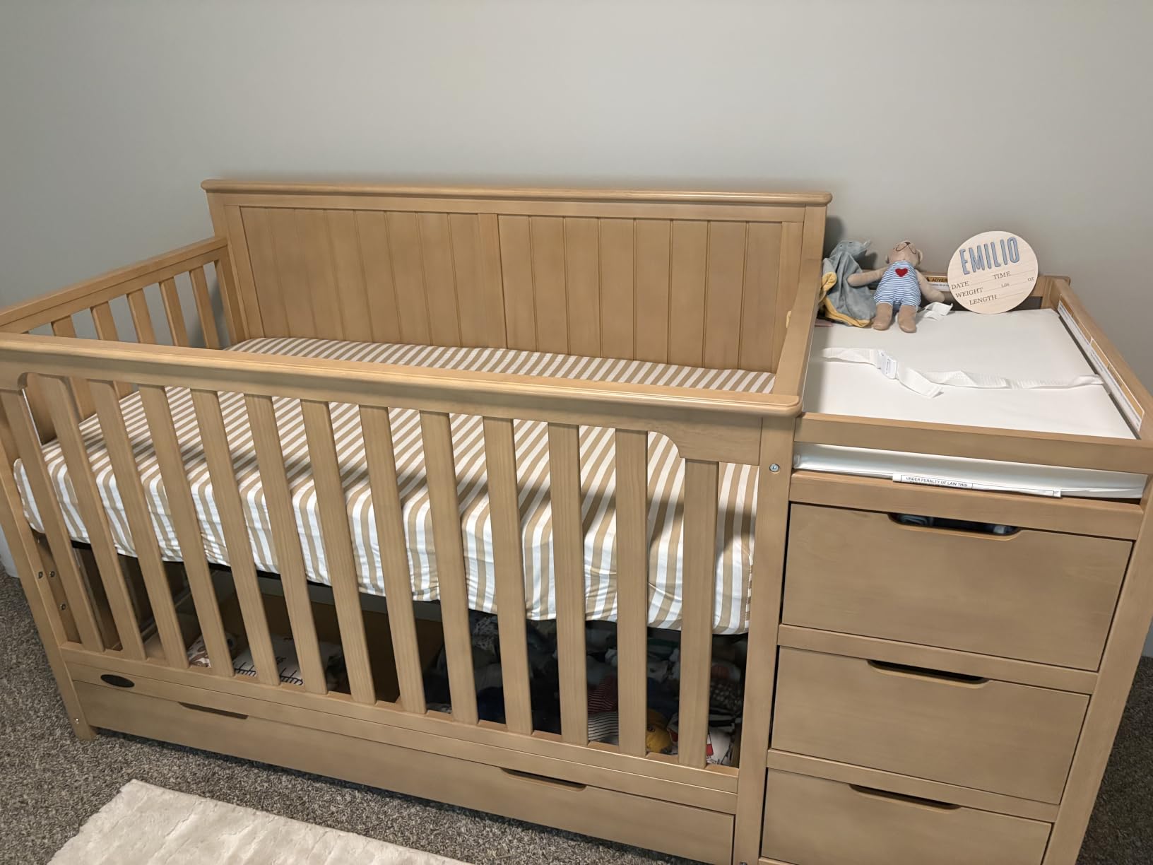 Graco Hadley 5-in-1 Convertible Crib & Changer, Driftwood | GREENGUARD Gold Certified, Fits Standard Crib Mattress, Converts to Toddler Bed and Full Bed, 4 Adjustable Mattress Heights customer photo 1