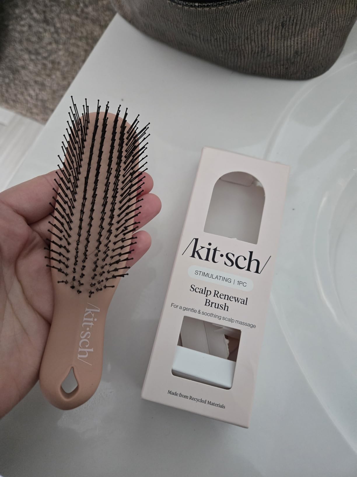 Kitsch Scalp Renewal Brush - Hairbrush Scalp Massager - Black | Exfoliating Hair Brush, Gentle Head Massage Brush to Remove Buildup, Boost Circulation & Relaxing Head Scrubber for Hair Wash customer photo 2