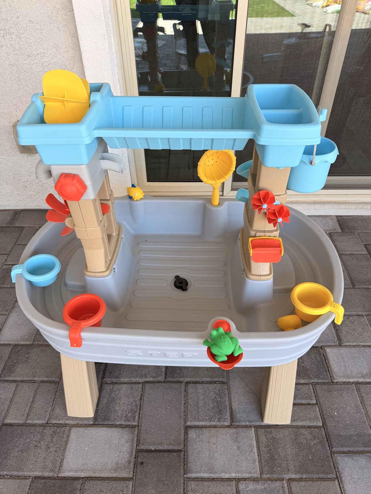 Step2 Rain Showers & Flow Kids Water Table, Outdoor Toddler Activity Table, 15-Piece Accessory Set, Ages 1.5+ Years Old, Multicolor (Gray, Blue, Red) customer photo 2
