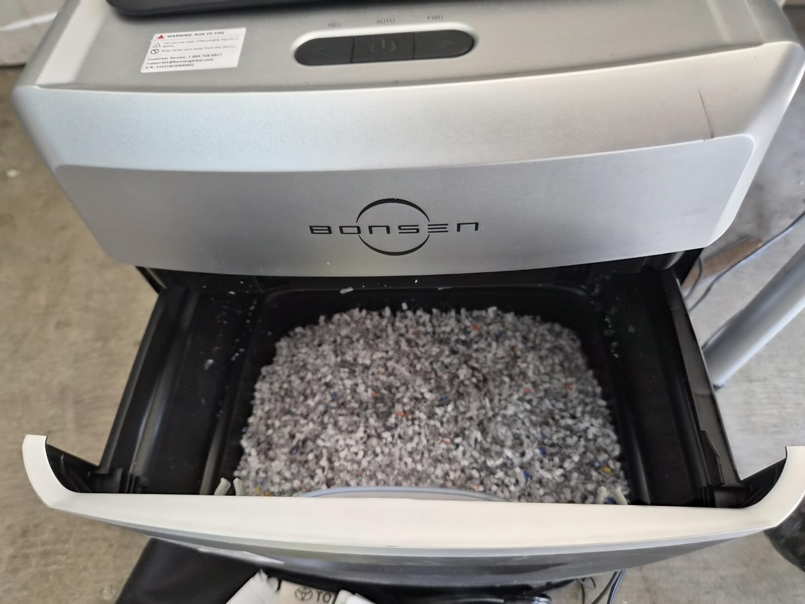 BONSEN 150-Sheet Autofeed Micro-Cut Heavy Duty Paper Shredder for Office | 60 Mins Non-Stop, P-4 High Security, Dual Auto & Manual Mode with Anti-Jam System, 6 Gal Large Bin with Casters S3114 customer photo 2