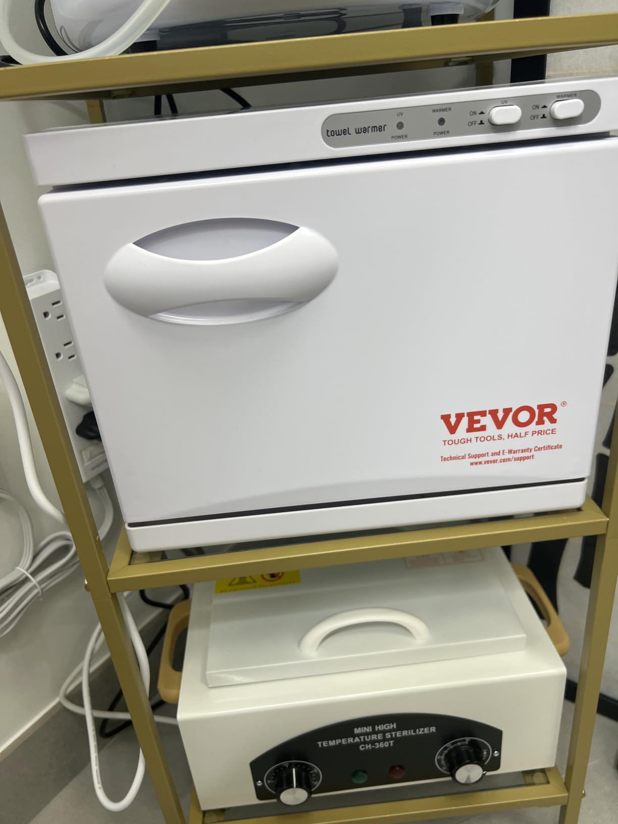 VEVOR Hot Towel Warmer, 23L Large Towel Warmer Cabinet with See Through Window, Clip & Stainless Steel Racks, Holds up 36 Towels, All-Round Heating Cabinet for Spa, Barber, Manicures, Massage, Salon customer photo 1