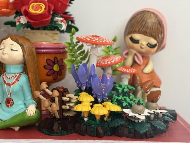 LEGO Botanicals Woodland Mushrooms - Building Set for Adults, Ages 18+ - Mushroom Decor for Home Office or Desk - Gifts for Women & Men - Craft Activity - 11505 customer photo 1
