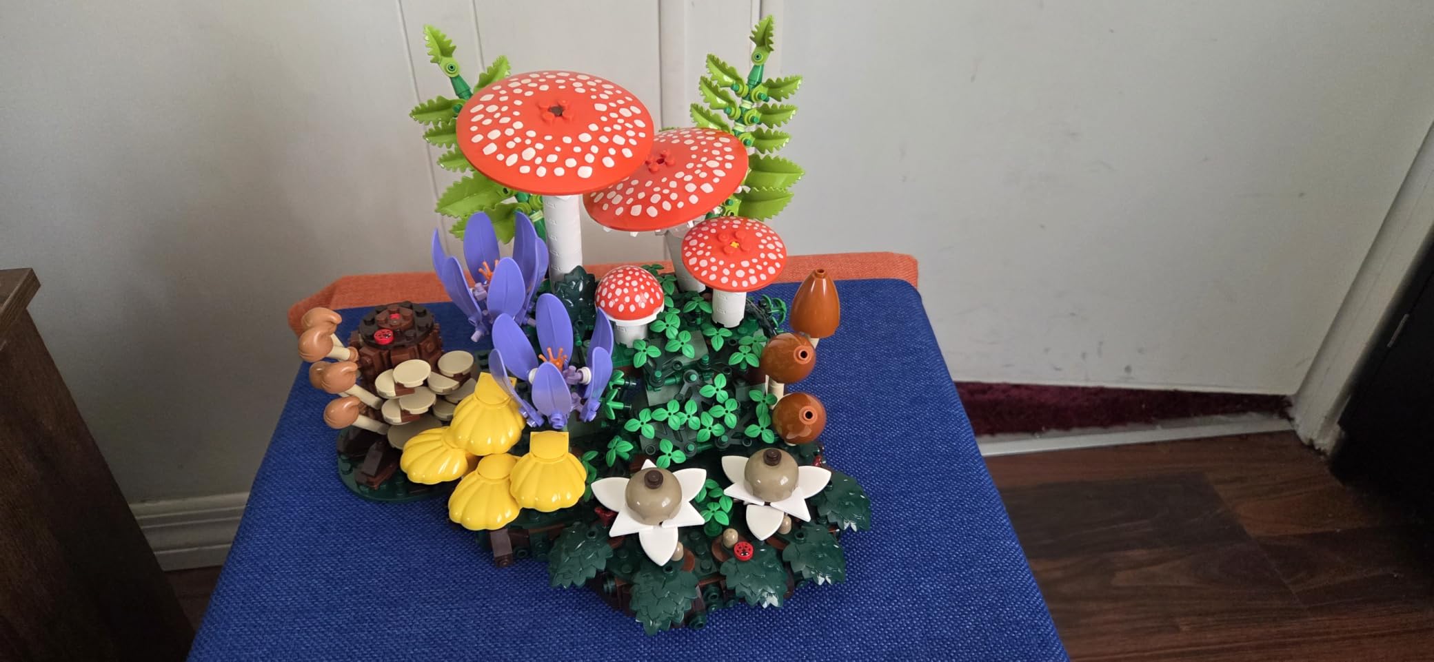 LEGO Botanicals Woodland Mushrooms - Building Set for Adults, Ages 18+ - Mushroom Decor for Home Office or Desk - Gifts for Women & Men - Craft Activity - 11505 customer photo 2