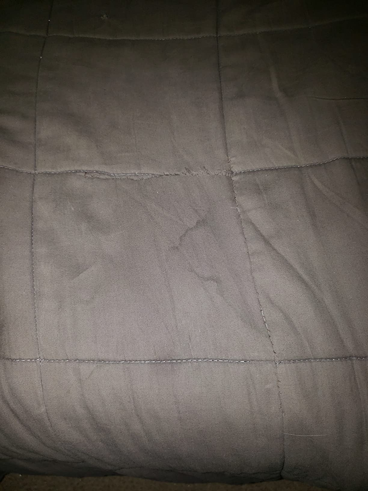 HomeSmart Weighted Blanket Queen Size 50 lb - The Heaviest Weighted Blanket | Deep Grounding Comfort, Oversized Ultra Soft Bedding, Evenly Distributed Weight, Machine Washable, Breathable Fabric customer photo 2
