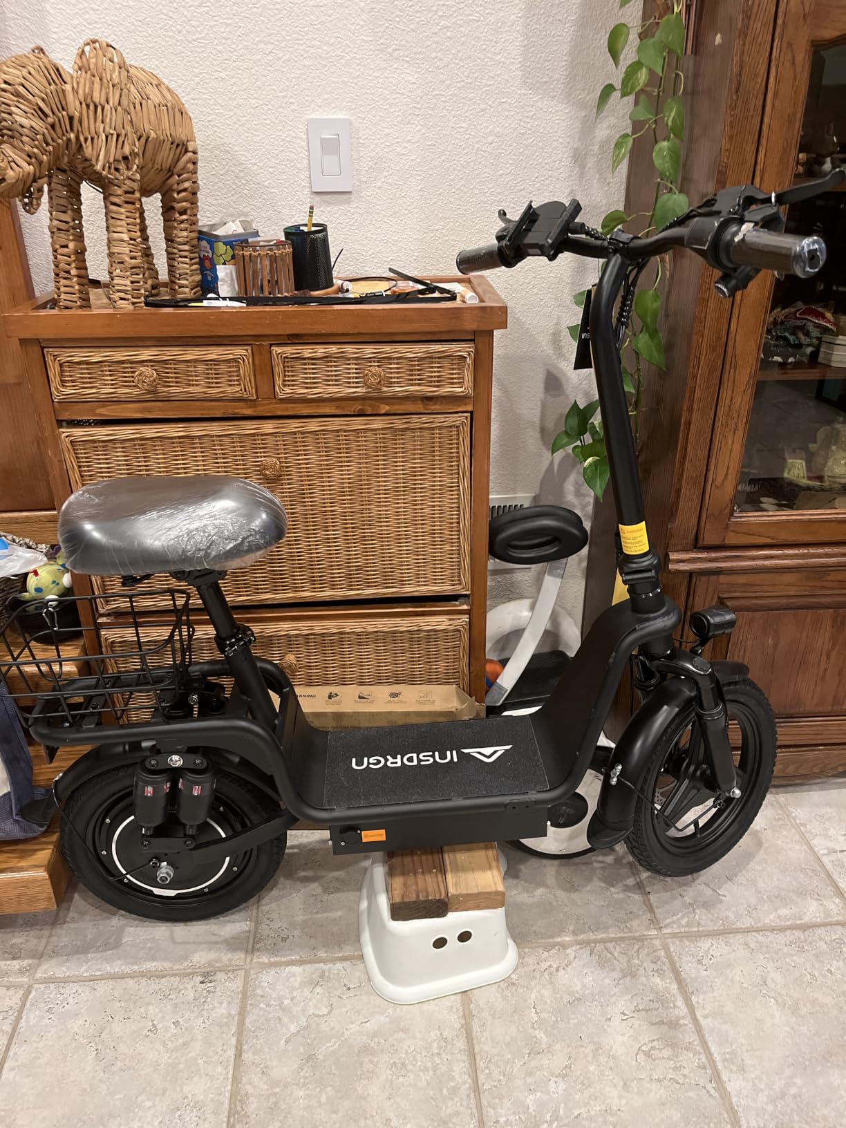 Electric Scooter with Seat for Adults, 1000W Peak Power, 35 Mile Long Range, 20MPH, 14