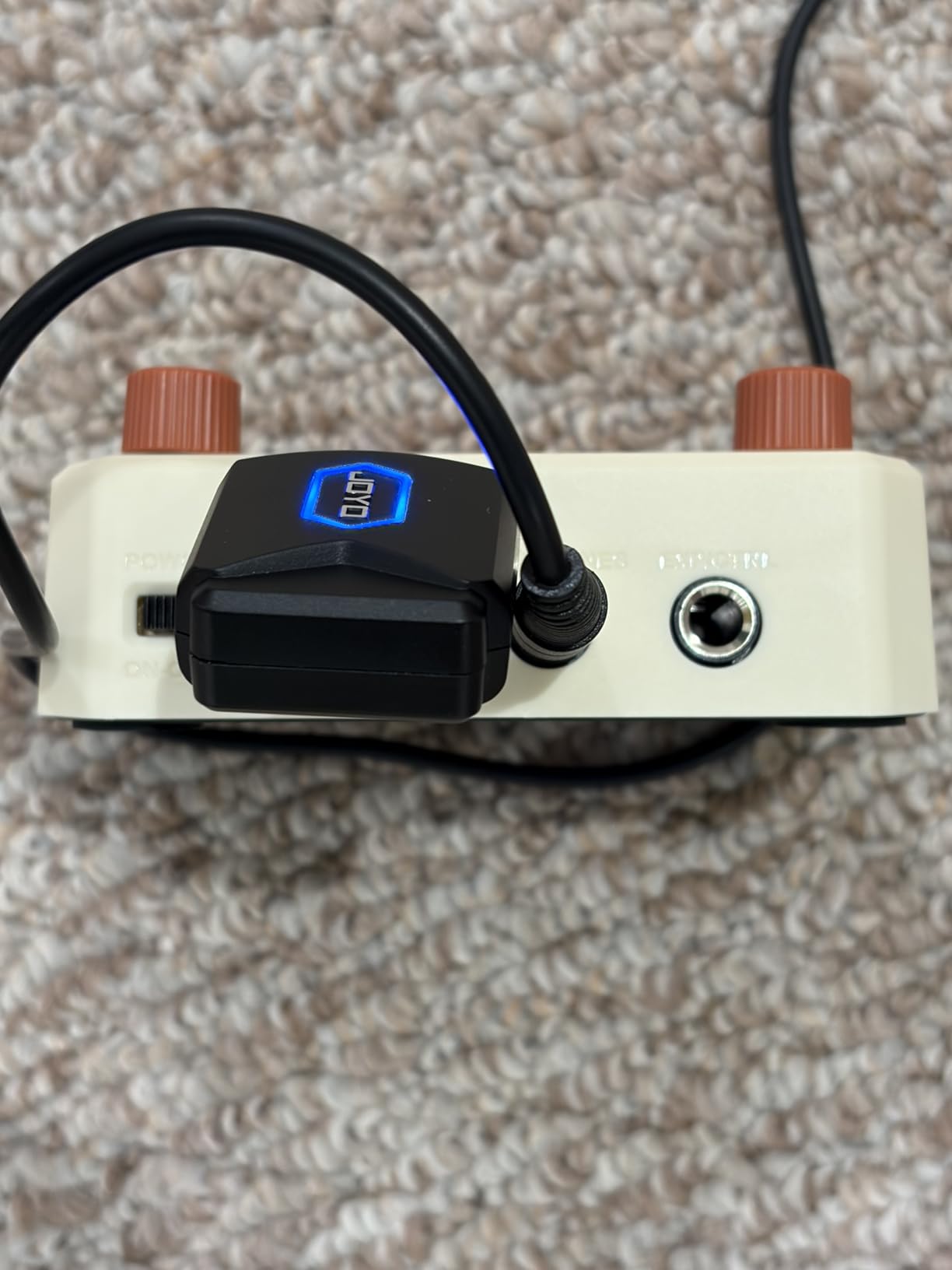 LEKATO Multi Effects Guitar Pedal, with 125 Effects 30 Amp Models & 30 Cab Sims, 40s Looper, Drum Rhythms, Support NAM/IR, USB Audio Interface OTG Function Rechargeable Guitar Effects Pedal (Beige) customer photo 2