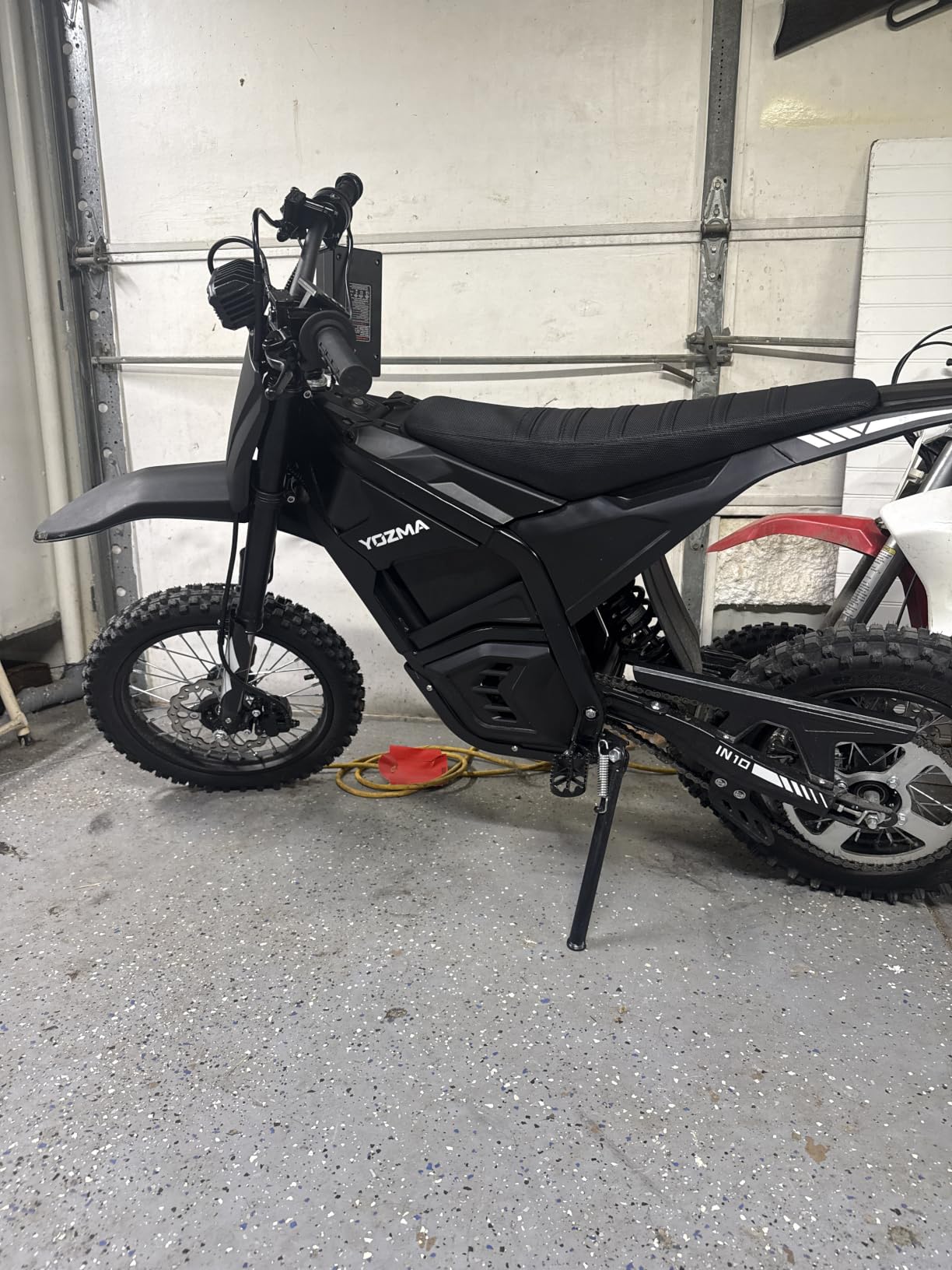 Yozma IN10 Electric Dirt Bike, 2600W 40MPH Electric-Motorcycle with 48V/23AH Battery Ebike, Full Hydraulic Brakes and Suspensions Mountain Off-Road E Dirt Bike, for Teens & Adults customer photo 1