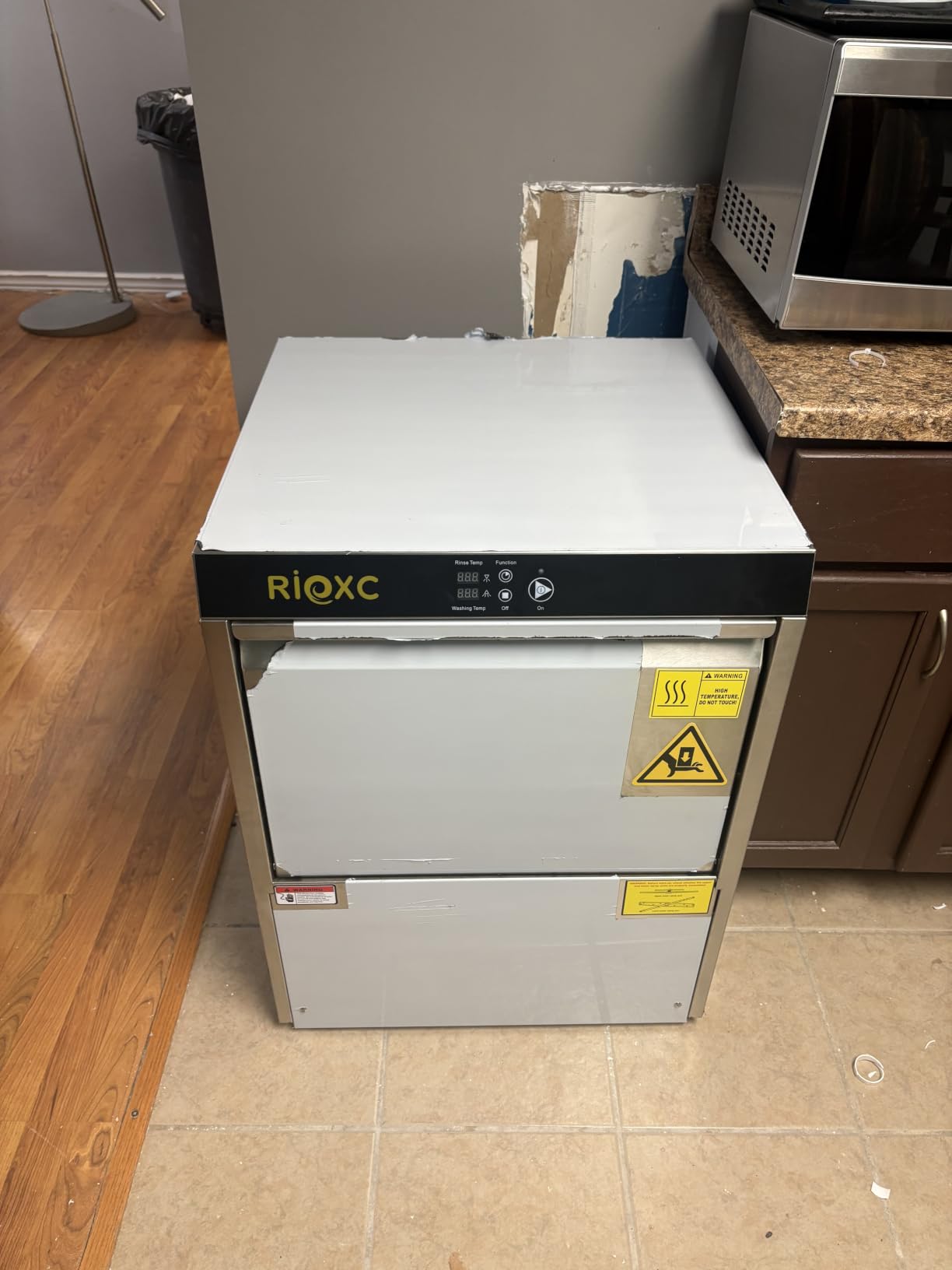 Commercial Dishwasher, High-Temp Undercounter Dishwasher, 40 Racks/Hr, 208-240V, Stainless Steel, CSA & ETL Certified for Restaurant, Bar & Café customer photo 1