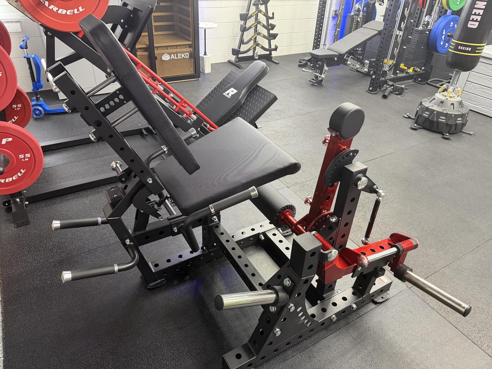 GMWD Leg Extension and Curl Machine LE08 2.0, Adjustable Leg Curl Machine with Plate Loaded, Seated Leg Extension and Lying Curl Machine for Home Gym, Leg Workout Equipment customer photo 2