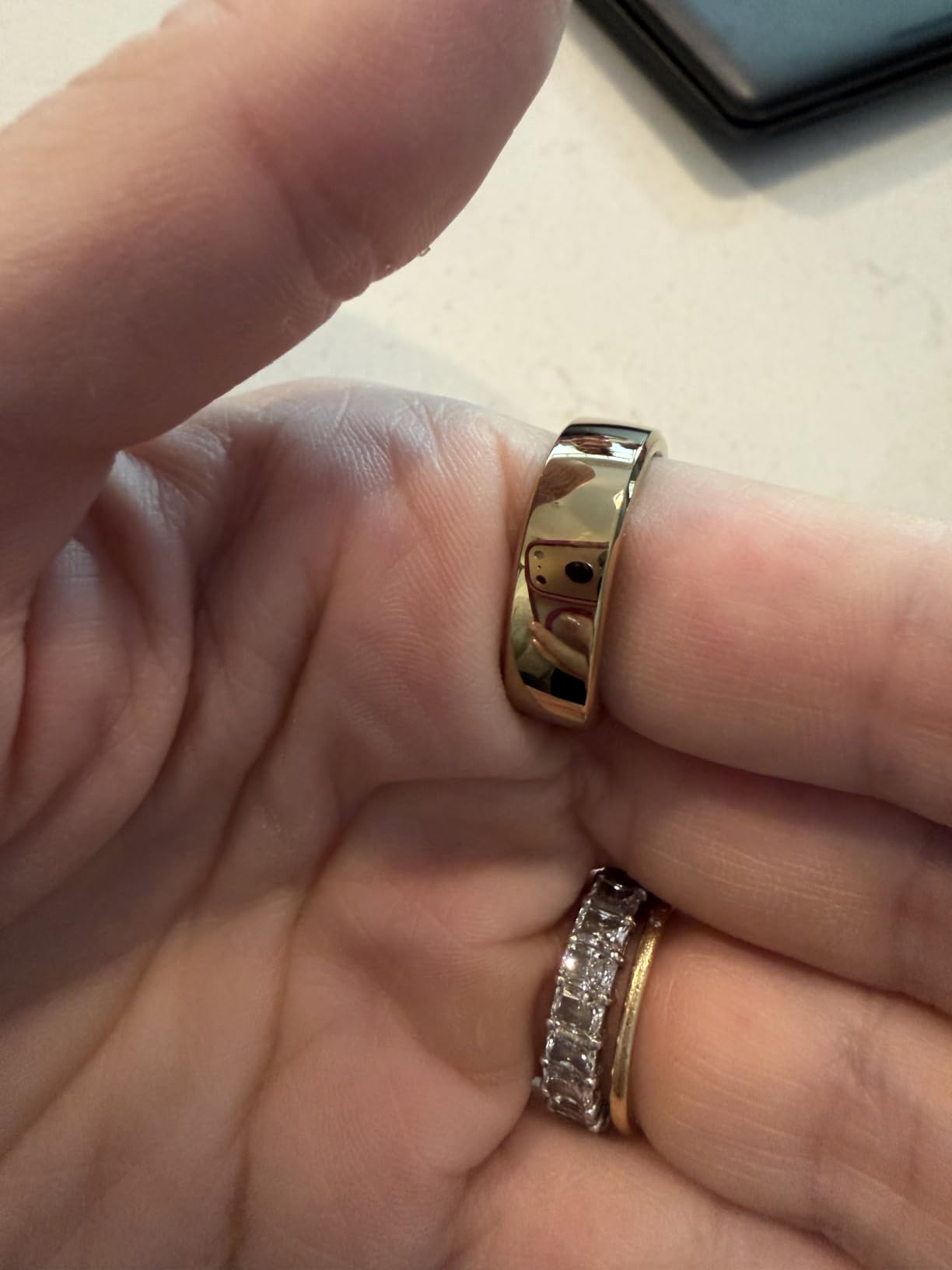 RingConn Gen 3 Smart Ring - Vascular Trends (Size 9, Royal Gold) | No App Subscription, Vibration Alerts, Sleep, Fitness & Heart Rate, 14-Day Battery Life, Size Before You Buy customer photo 2