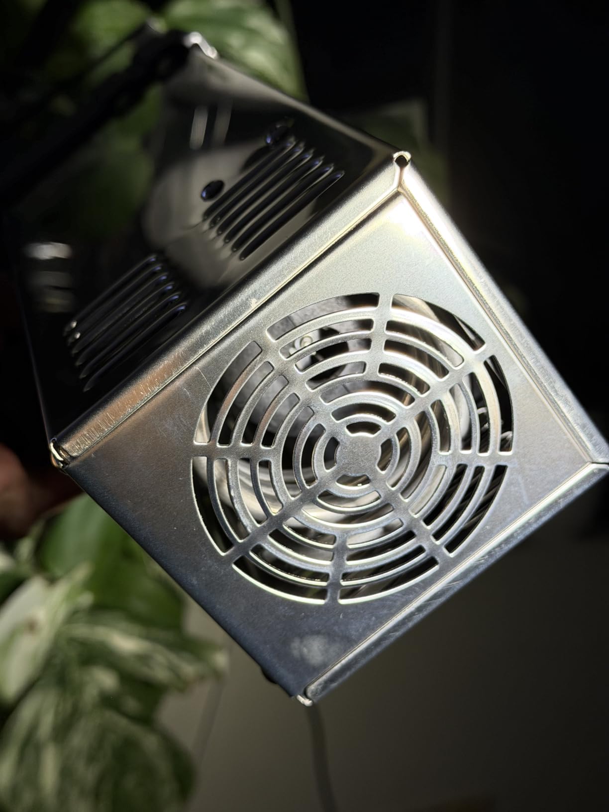 1600W Commercial Sous Vide Cooker, Immersion Circulator with One-Way Air Vent for Efficient Heat Dissipation, 360° Water Circulation, Precise Temp Control for Restaurant Home Use (Dark Silver, 1600W) customer photo 1