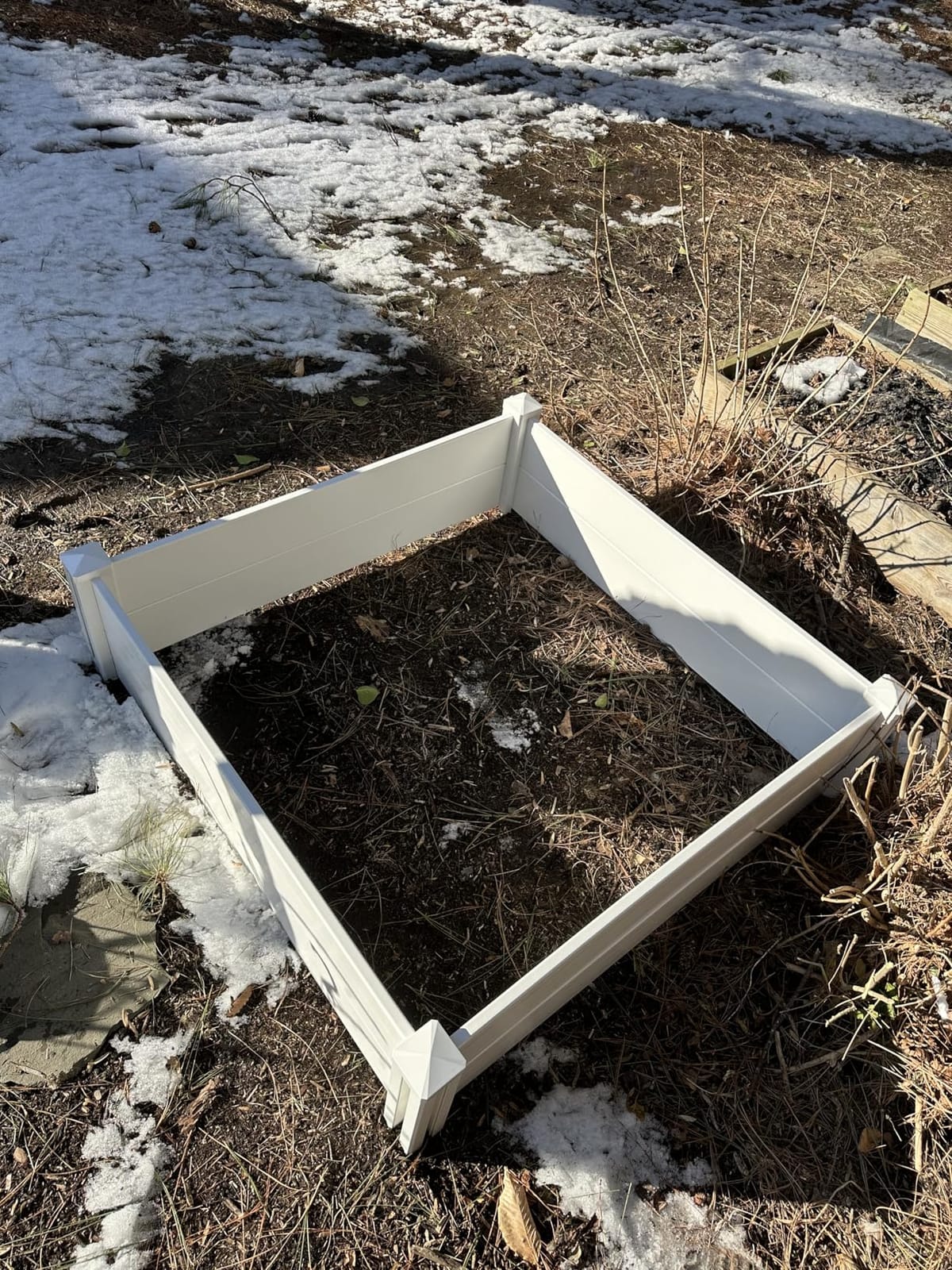 PASAMIC 8x4x1ft Vinyl Raised Garden Bed, Maintenance-Free Outdoor Garden Planter Box, Never Rust or Rot, Durable Open-Bottom Raised Bed for Vegetables, Flowers, Herbs & Fruits customer photo 1