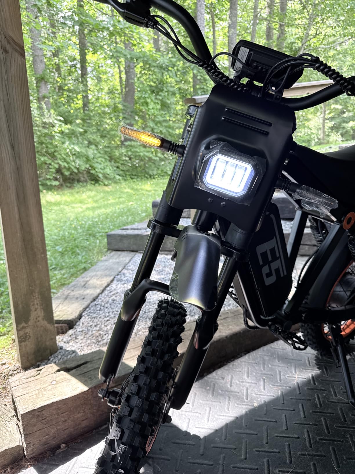 Electric Dirt Bike, 1500W Peak Electric Motorcycle with 48V 20AH Battery, Full Disc Brake and Suspensions, 50-Mile Range, 32 MPH, LCD Display & NFC Start, Off-Road E Dirt Bike for Teens Adults customer photo 2