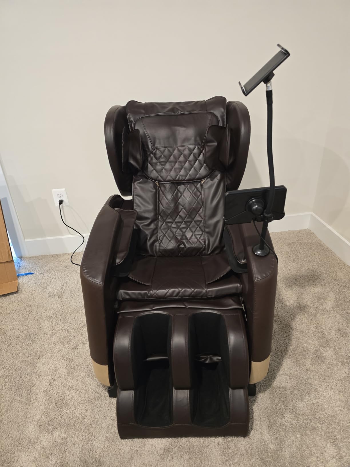 FURNIMAT Massage Chair Full Body Zero Gravity Recliner, 2026 New Version | 14 Shiatsu Rollers, 10 Airbags, 5 Auto Modes, Heated, Foot Massage, Bluetooth Speaker, Touchscreen for Back & Neck Pain, Spa customer photo 2
