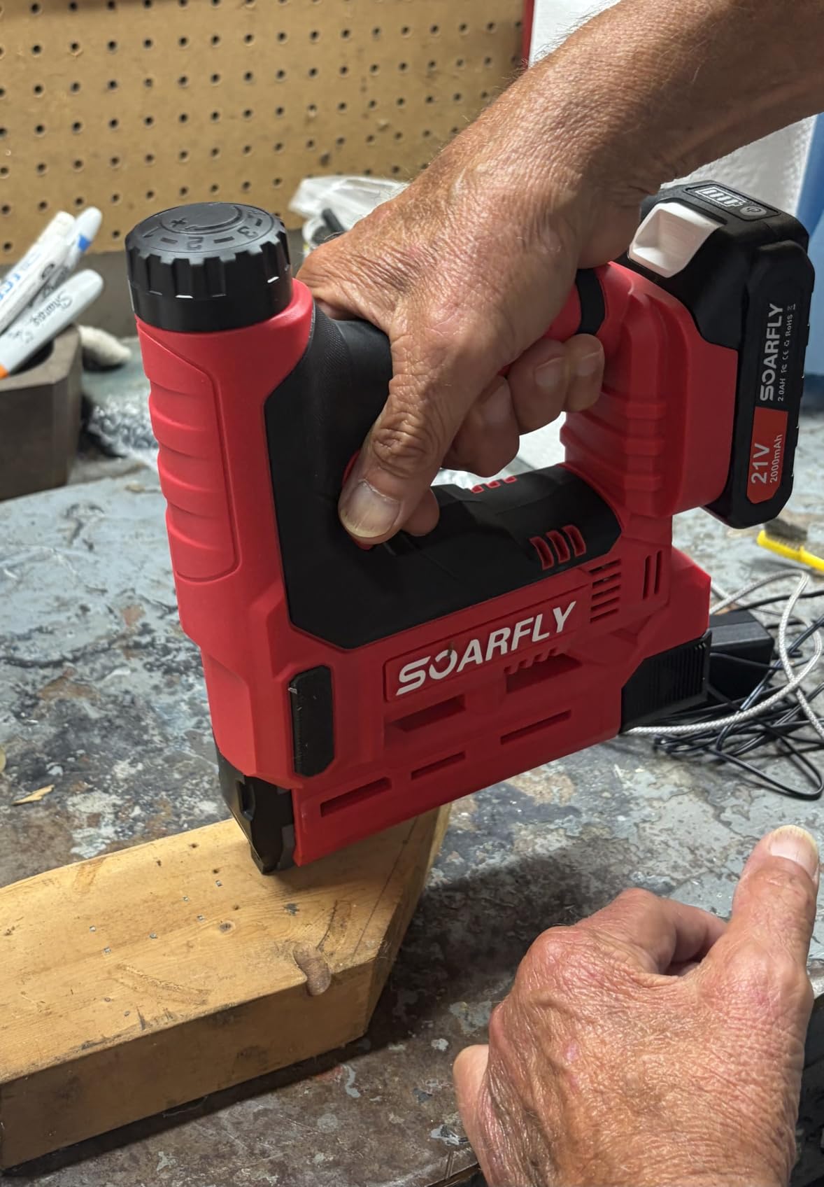 Nail Gun Battery Powered, 18 Gauge 2-in-1 Cordless Brad Nailer Stapler (Includes 2 x 2.0Ah Battery), Charger, 1500 Staples and Nails, Electric Staple Gun for Carpentry and Upholstery customer photo 1