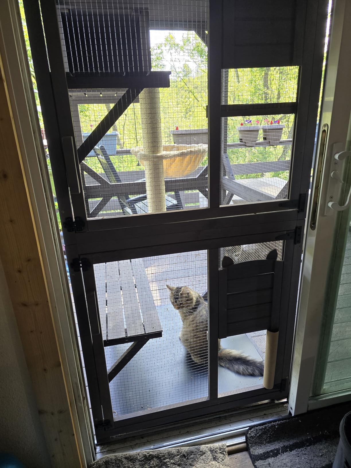 Aivituvin Window Catio Outdoor Cat Enclosure Super Large Walk in Cat House with 6 Platforms and 2 Scratching Posts for Cats, 104
